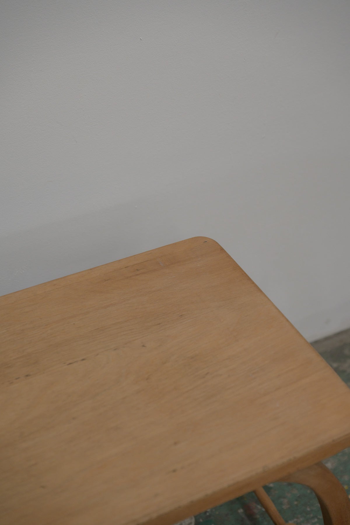 #0580 side table