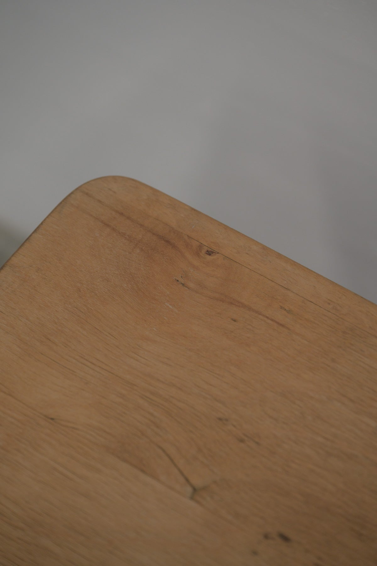#0580 side table