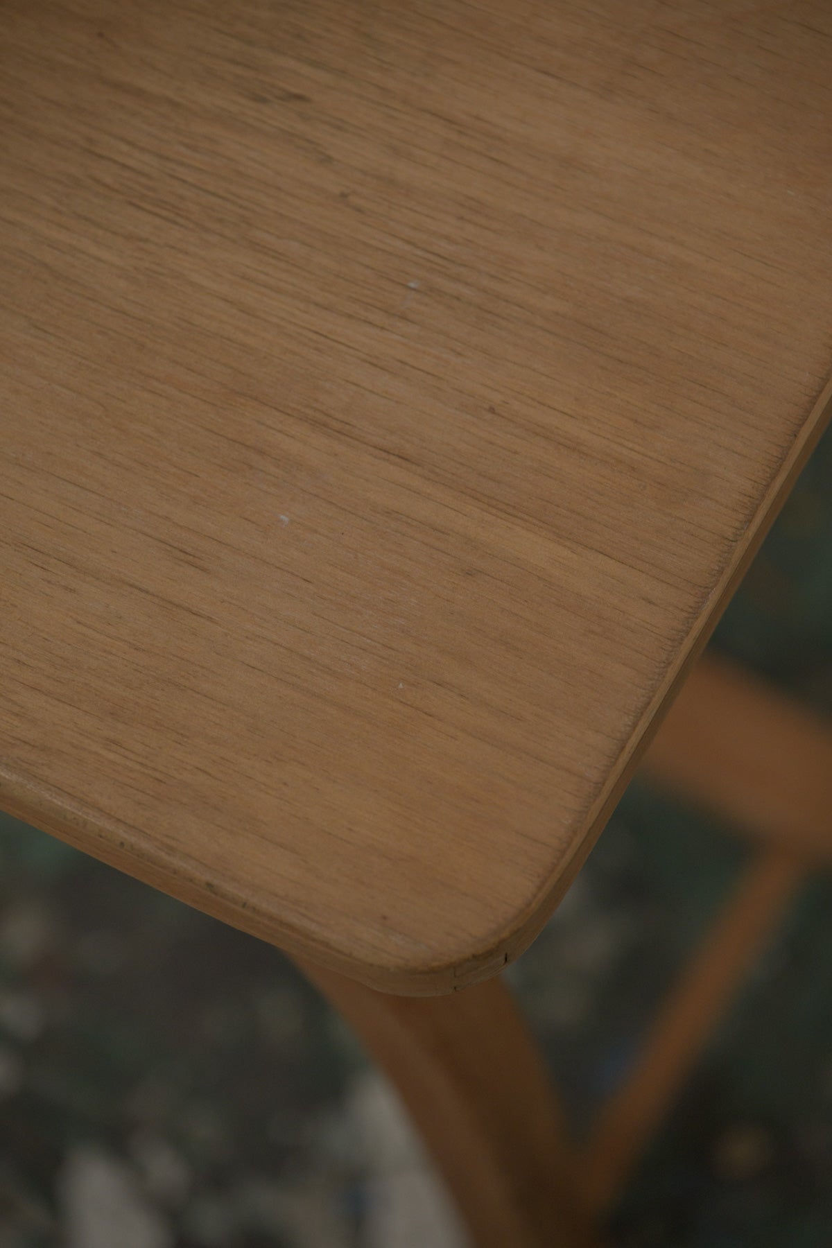 #0580 side table