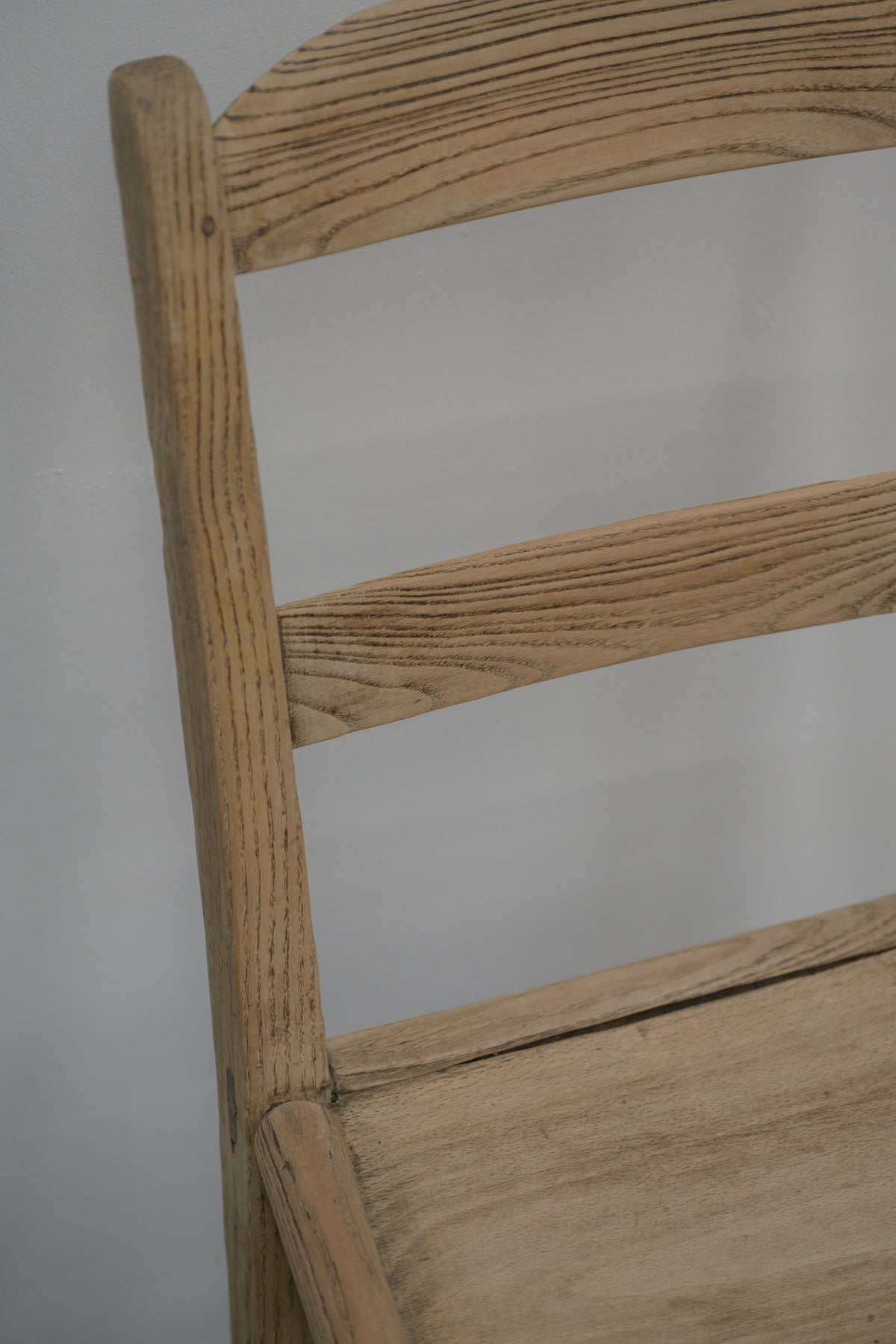 #0581 chair