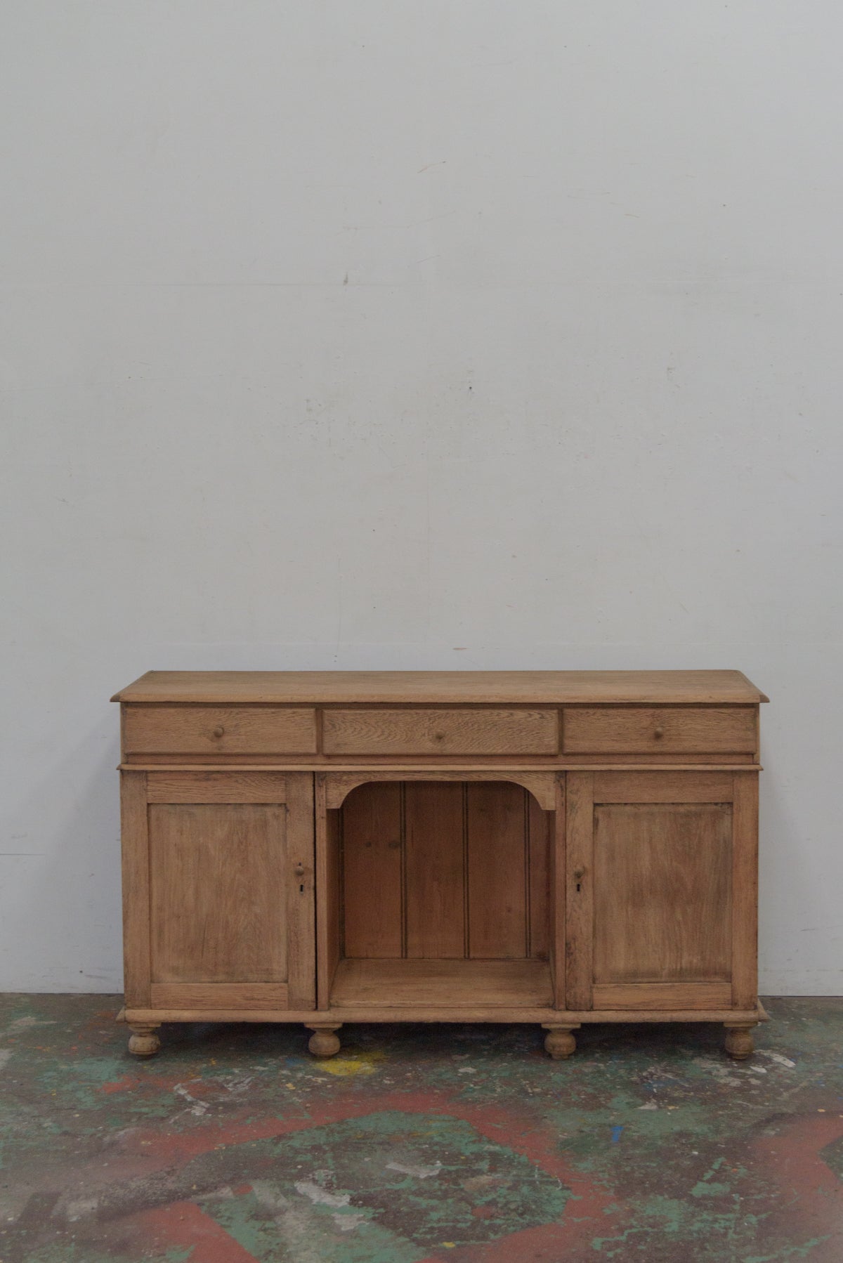 #9354 cabinet
