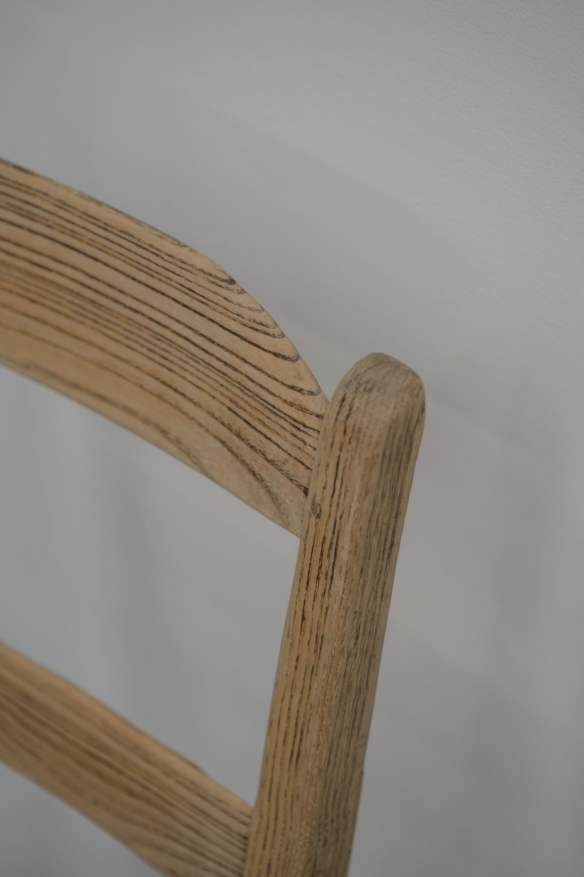#0581 chair