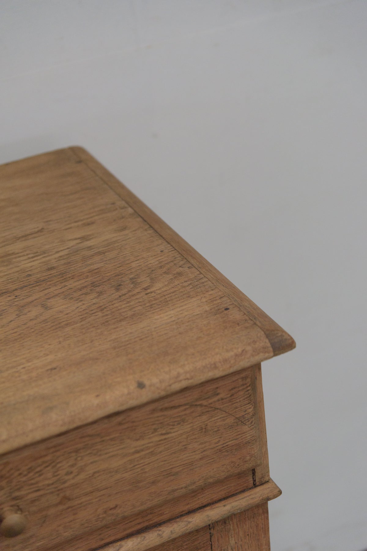 #9354 cabinet