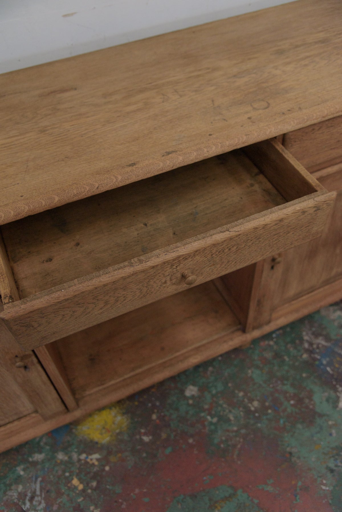 #9354 cabinet