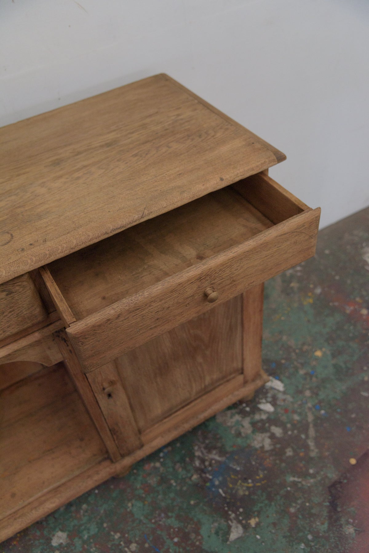 #9354 cabinet