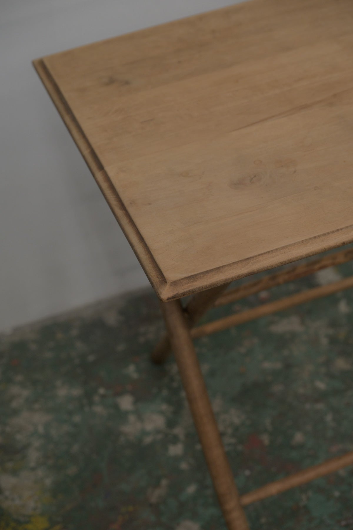 #0583 folding table