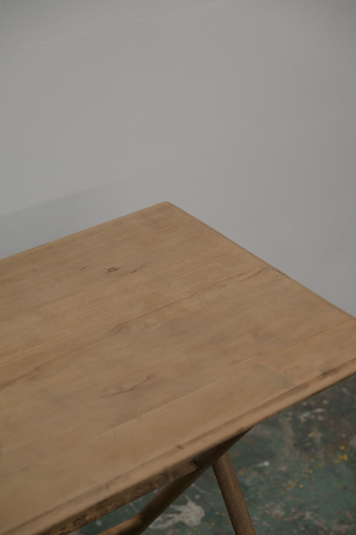 #0583 folding table