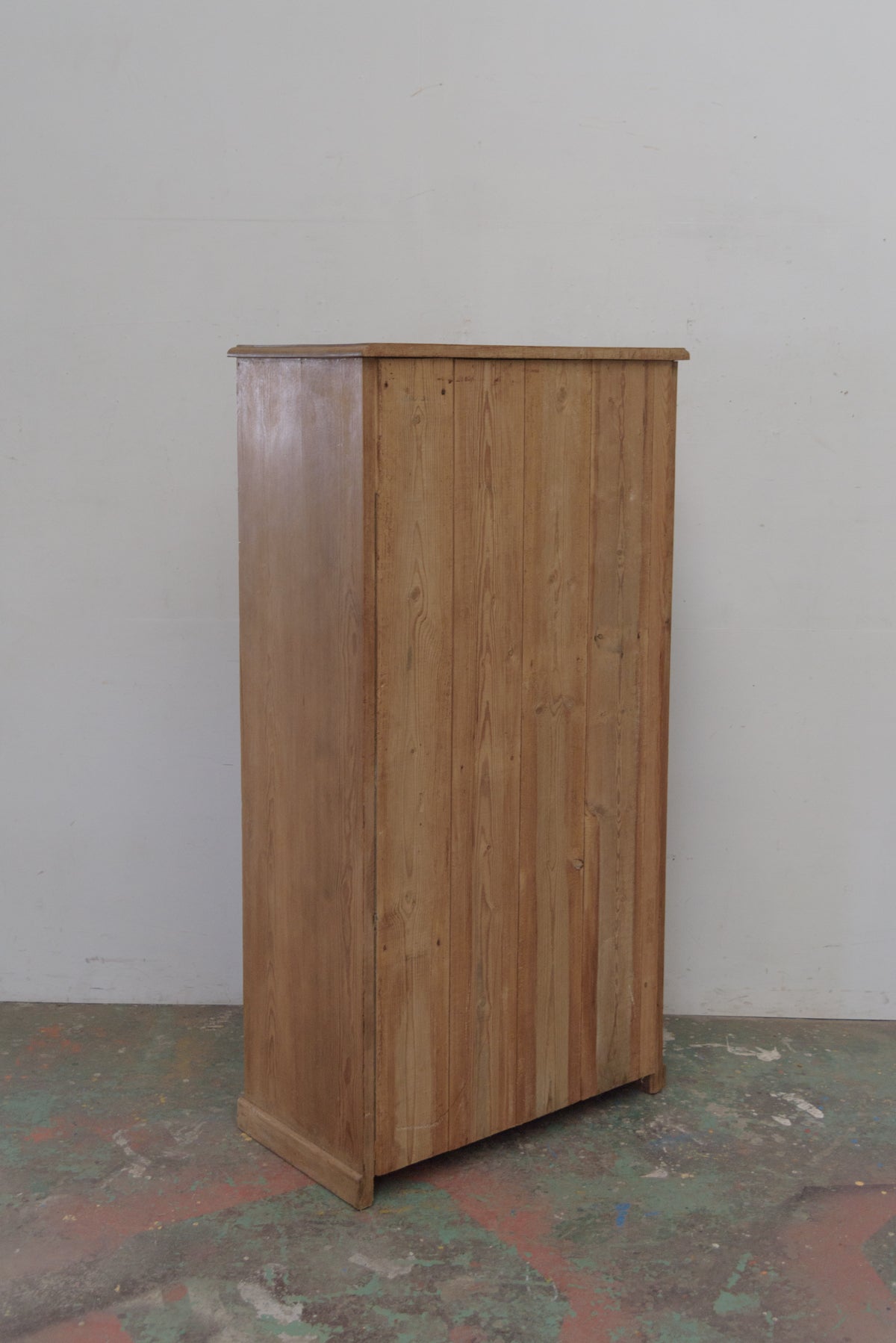 #8941 cabinet