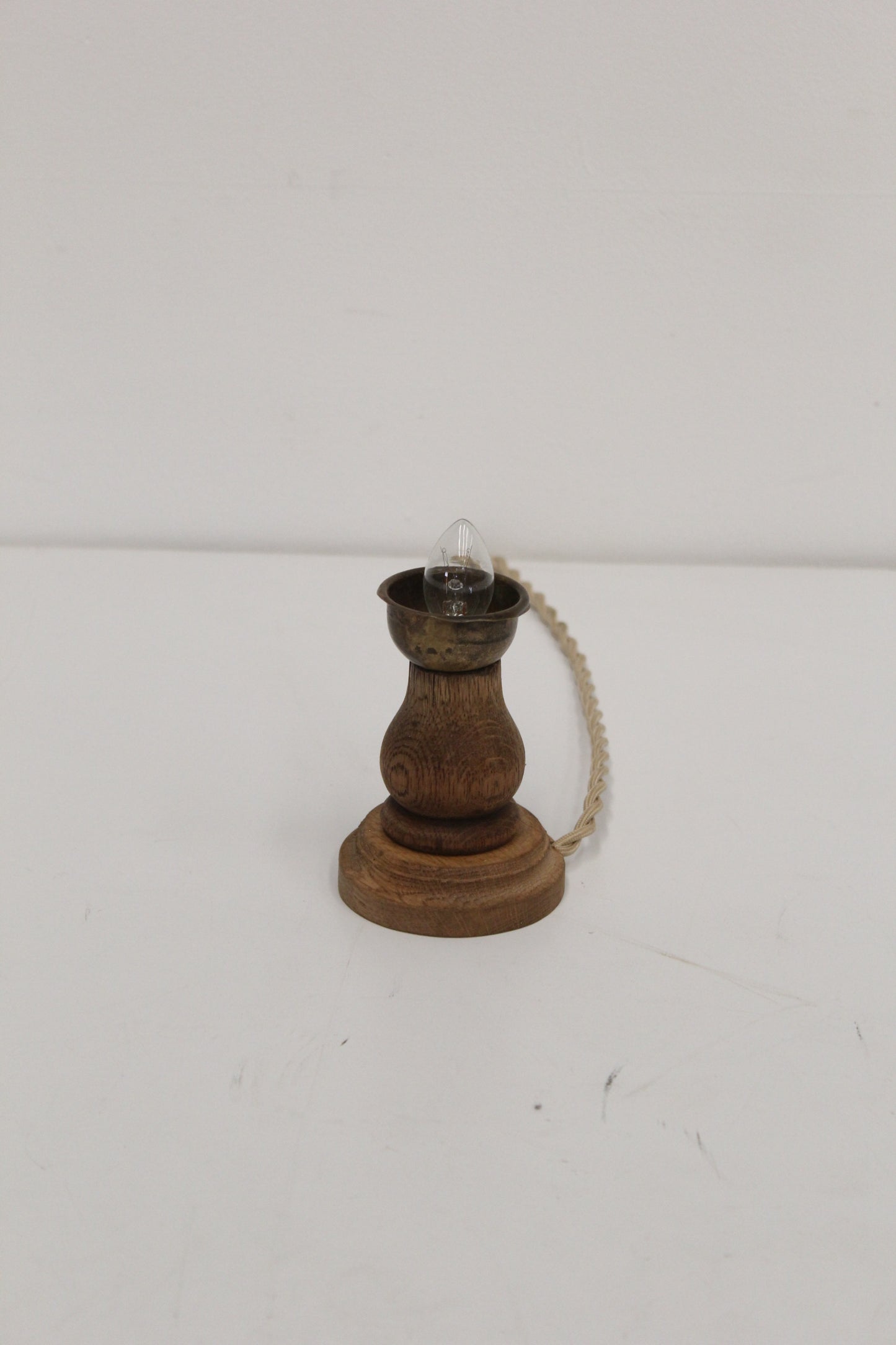 #1520 lamp
