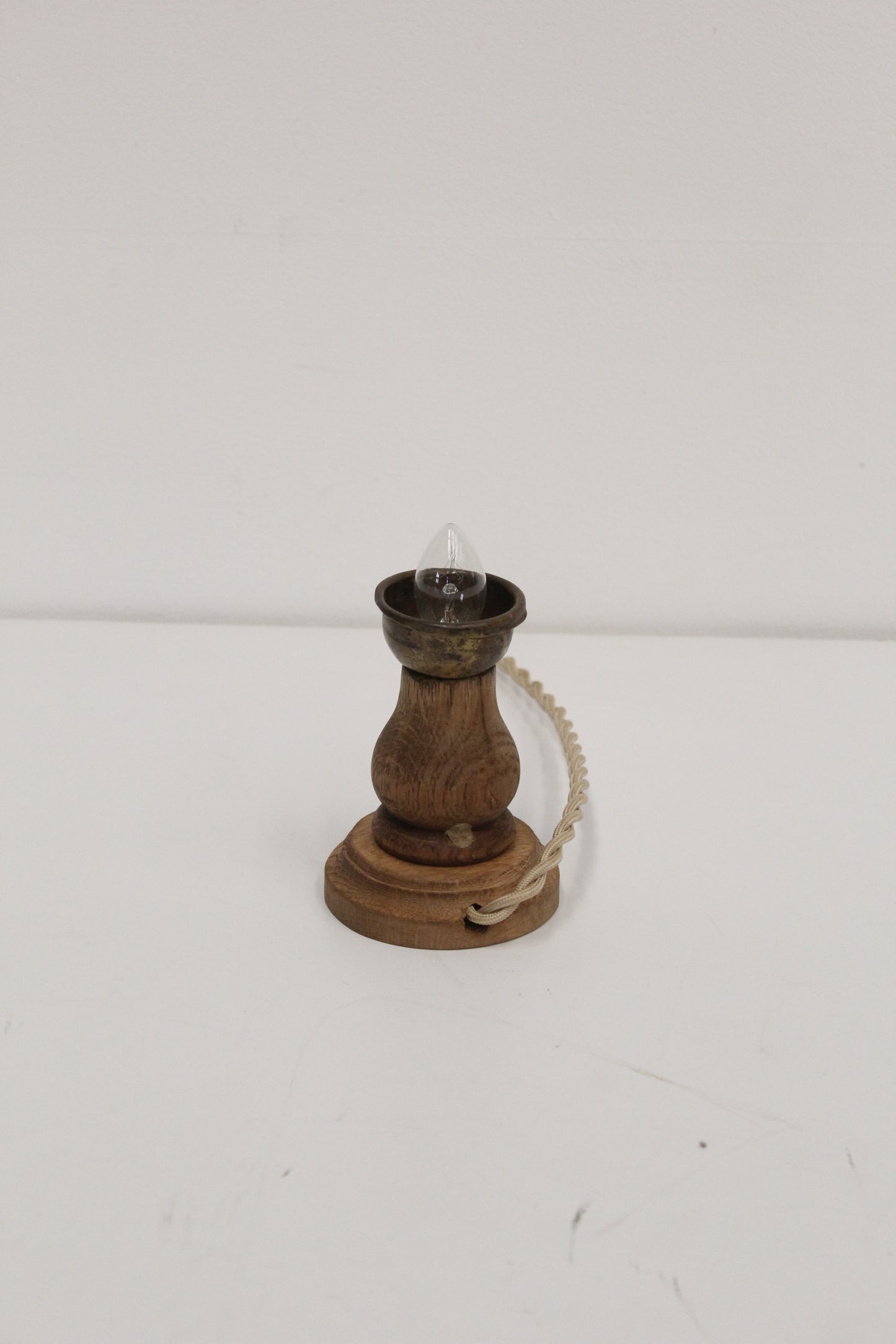 #1520 lamp