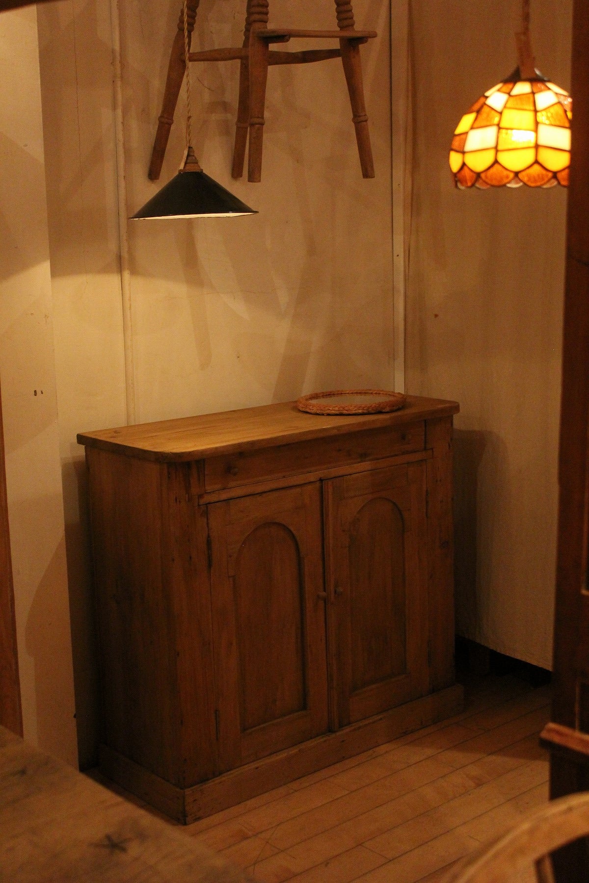 #0152 cabinet