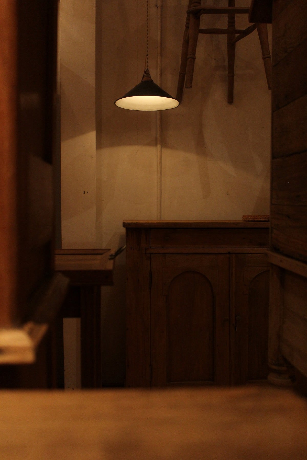#0152 cabinet