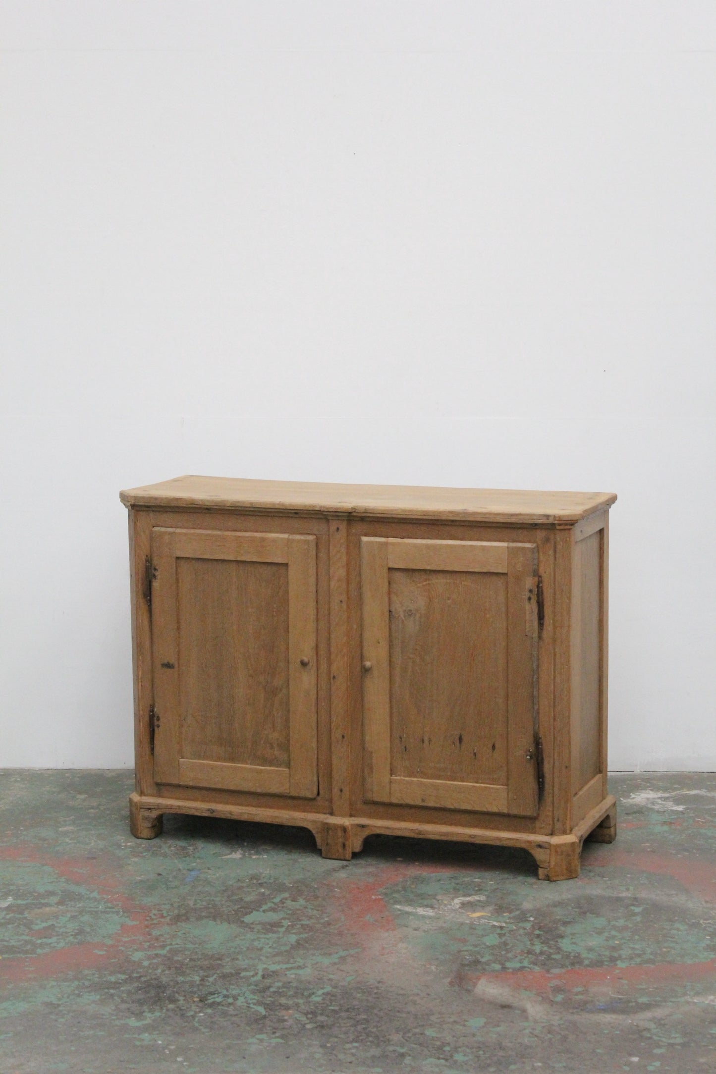 #1165 cabinet
