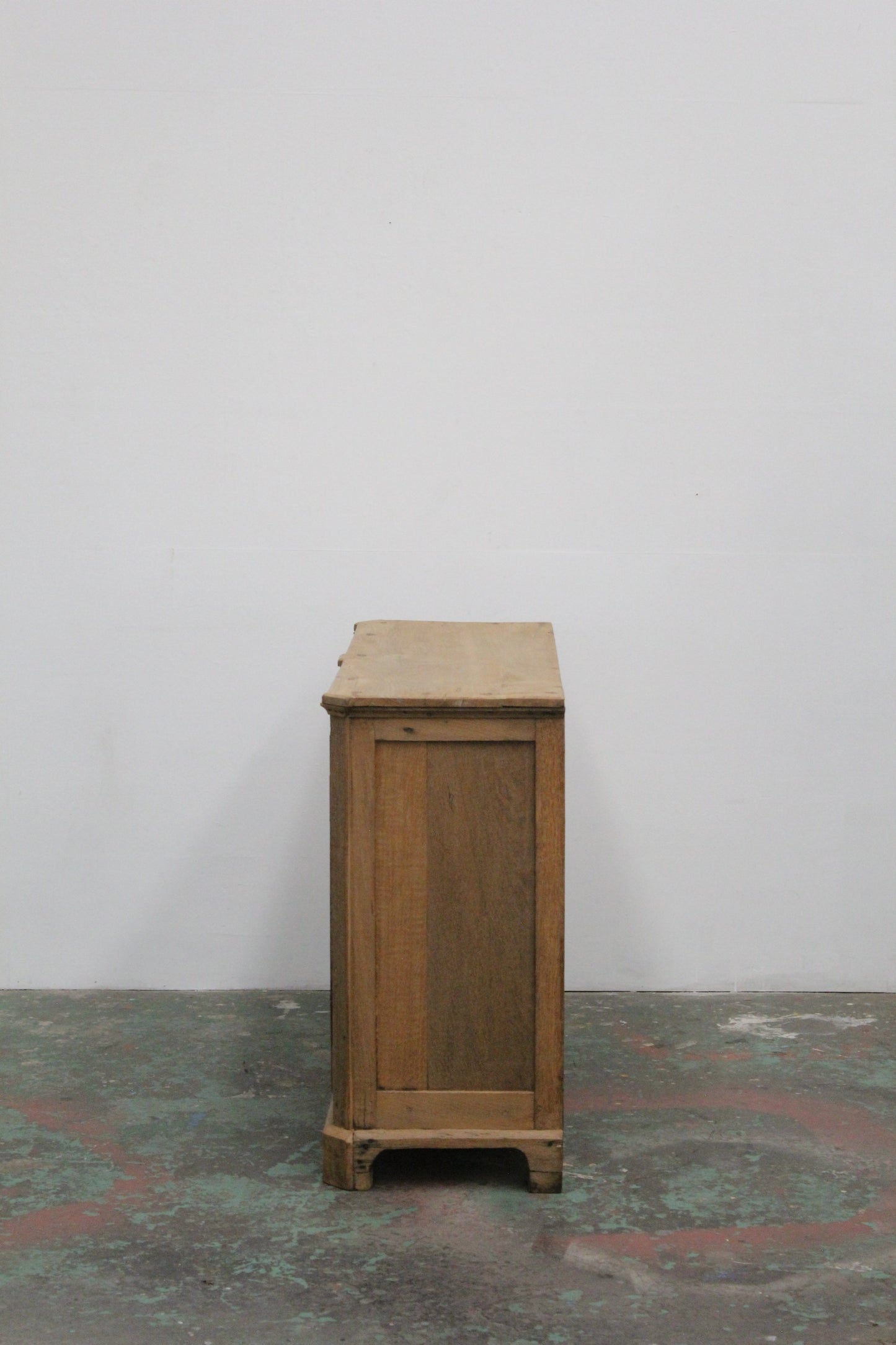 #1165 cabinet