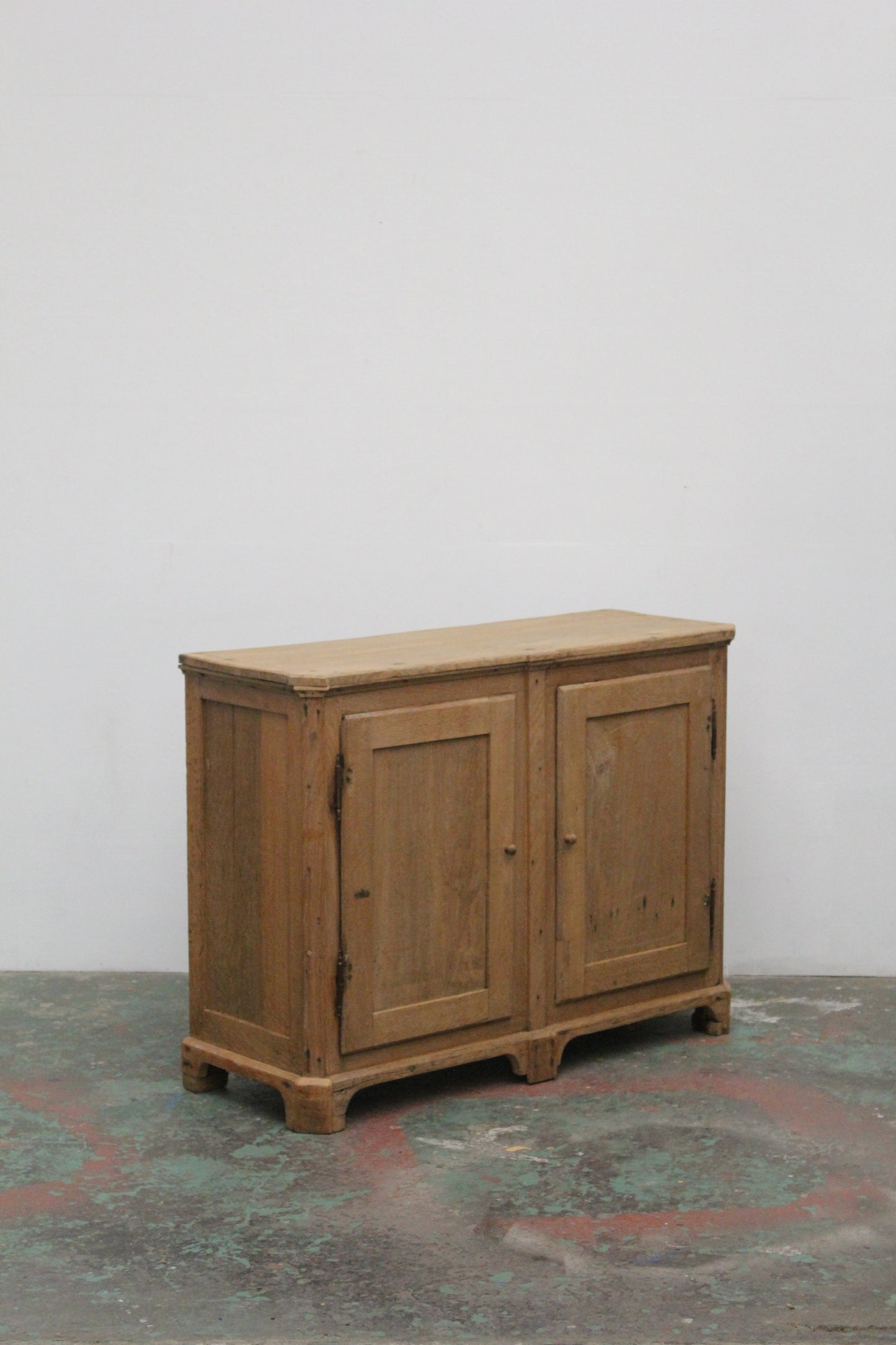#1165 cabinet
