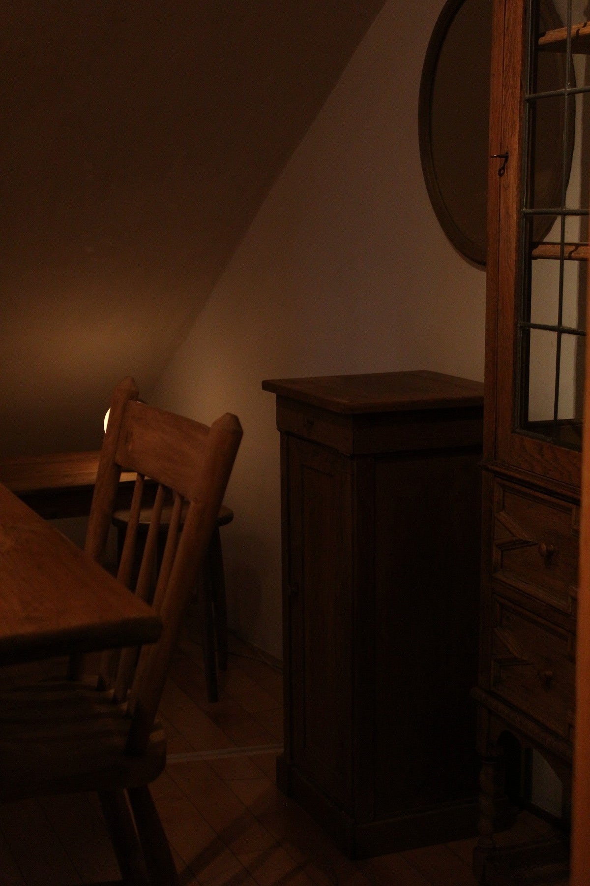 #0178 cabinet