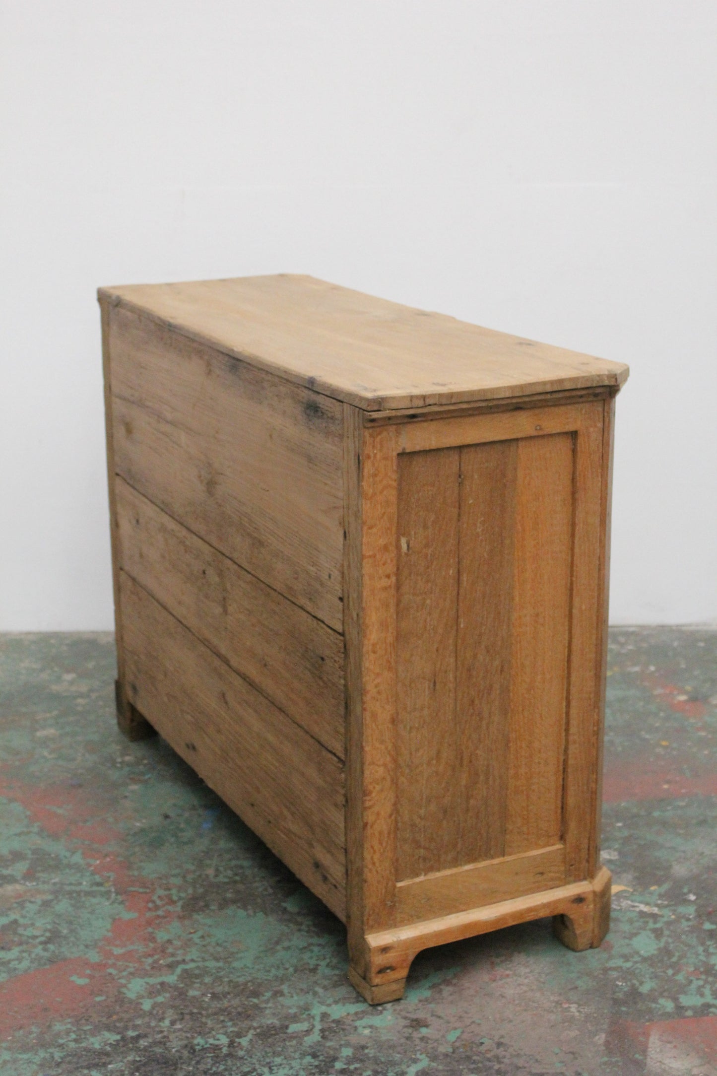 #1165 cabinet
