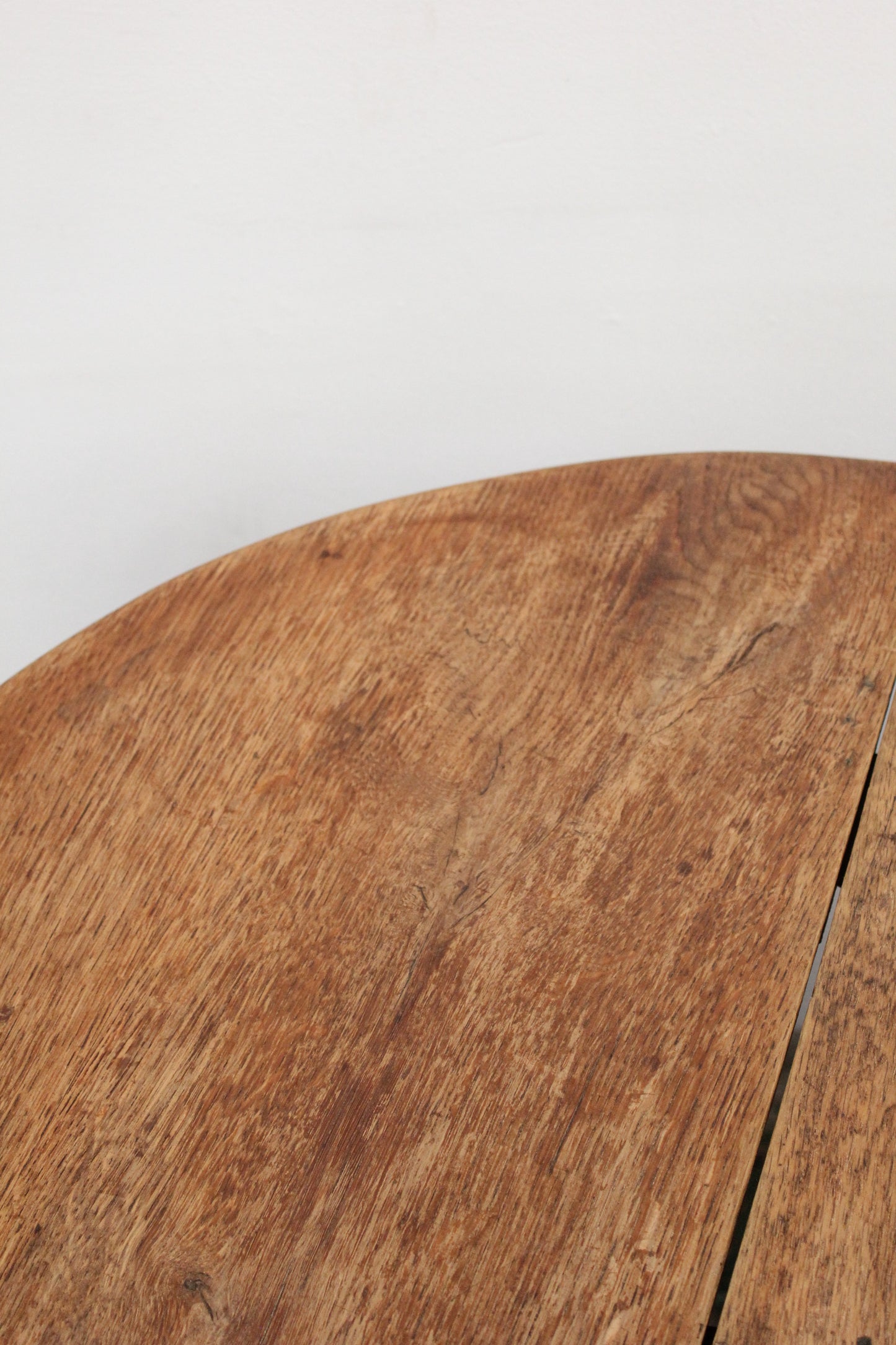 #1234 butterfly table