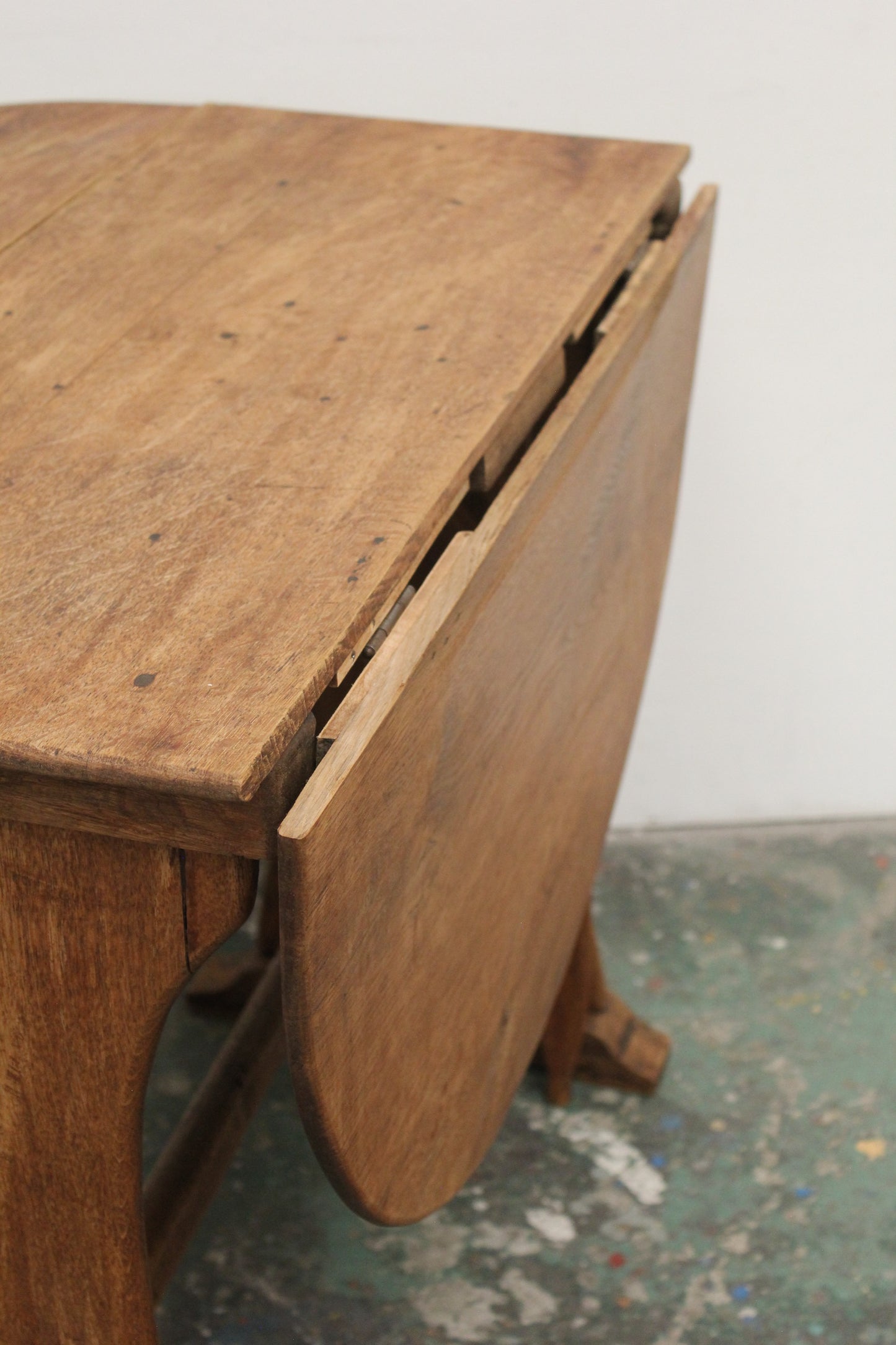 #1234 butterfly table