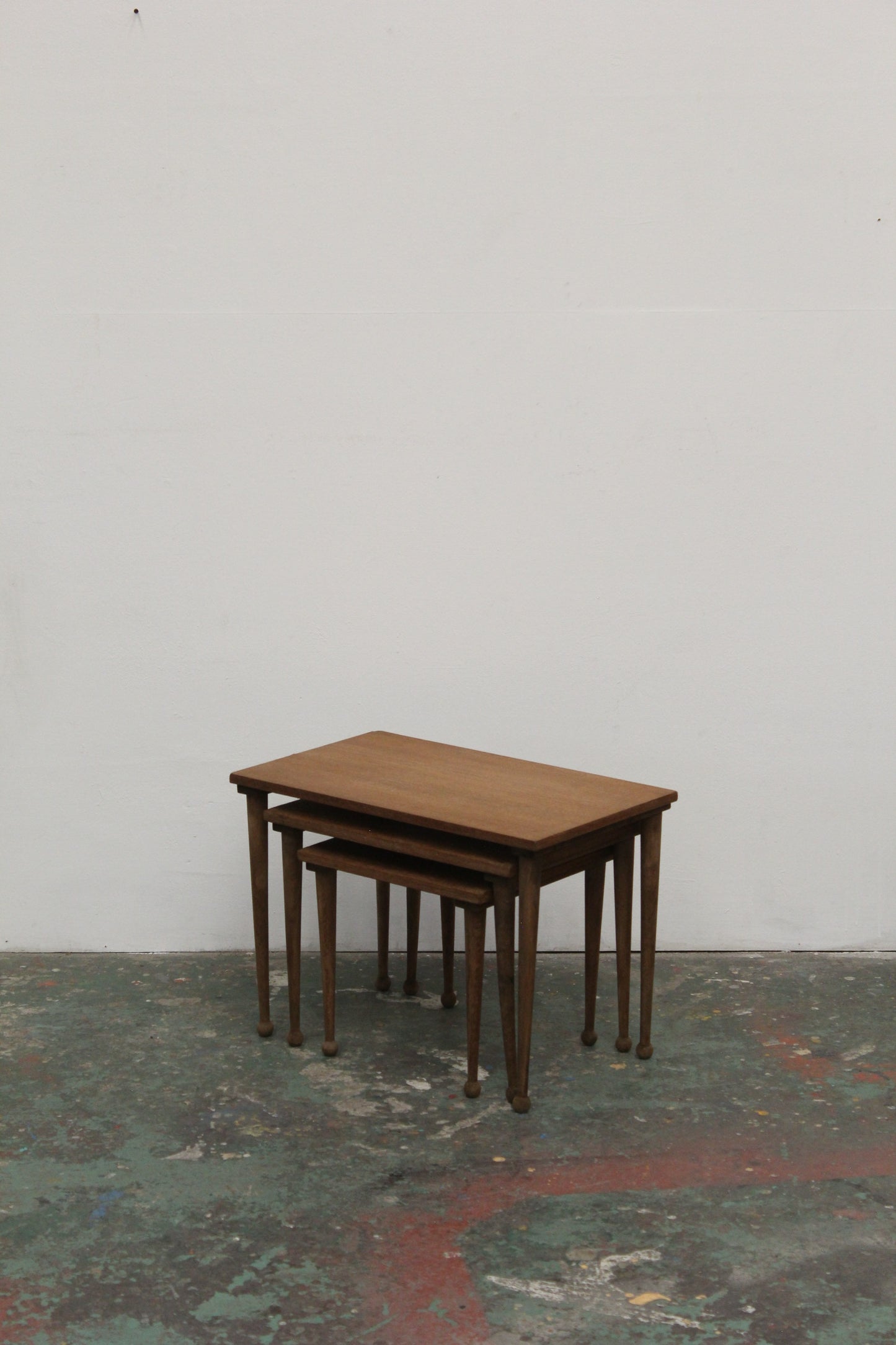 #1216 nest table