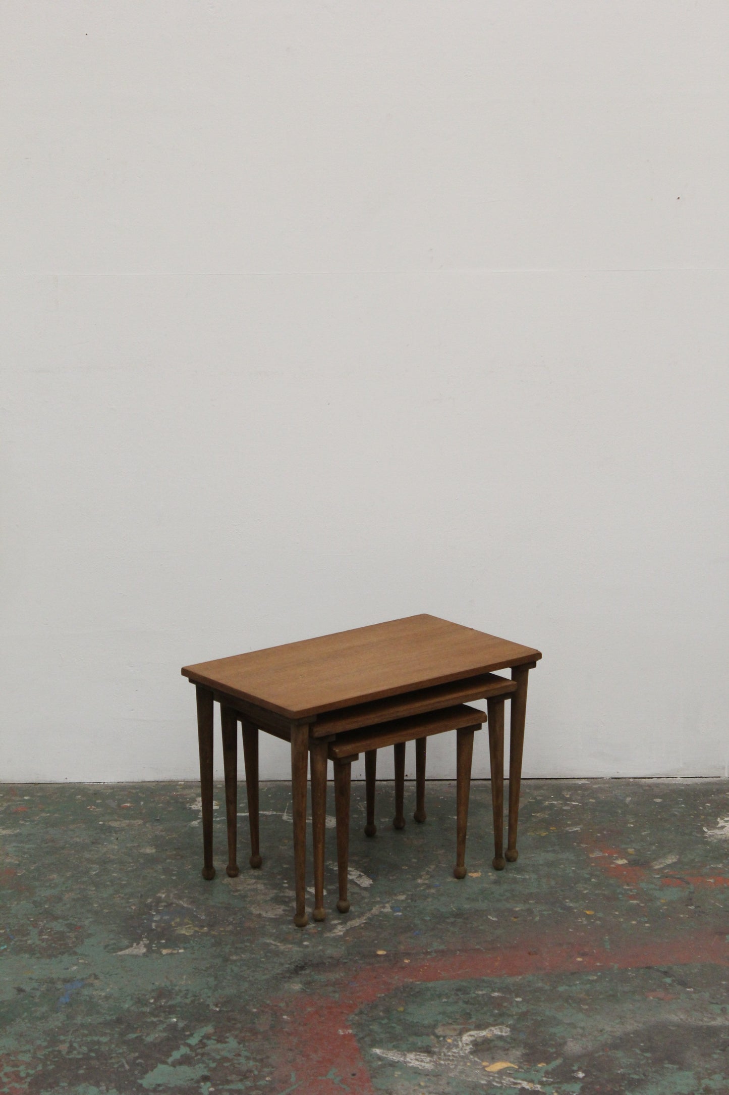 #1216 nest table