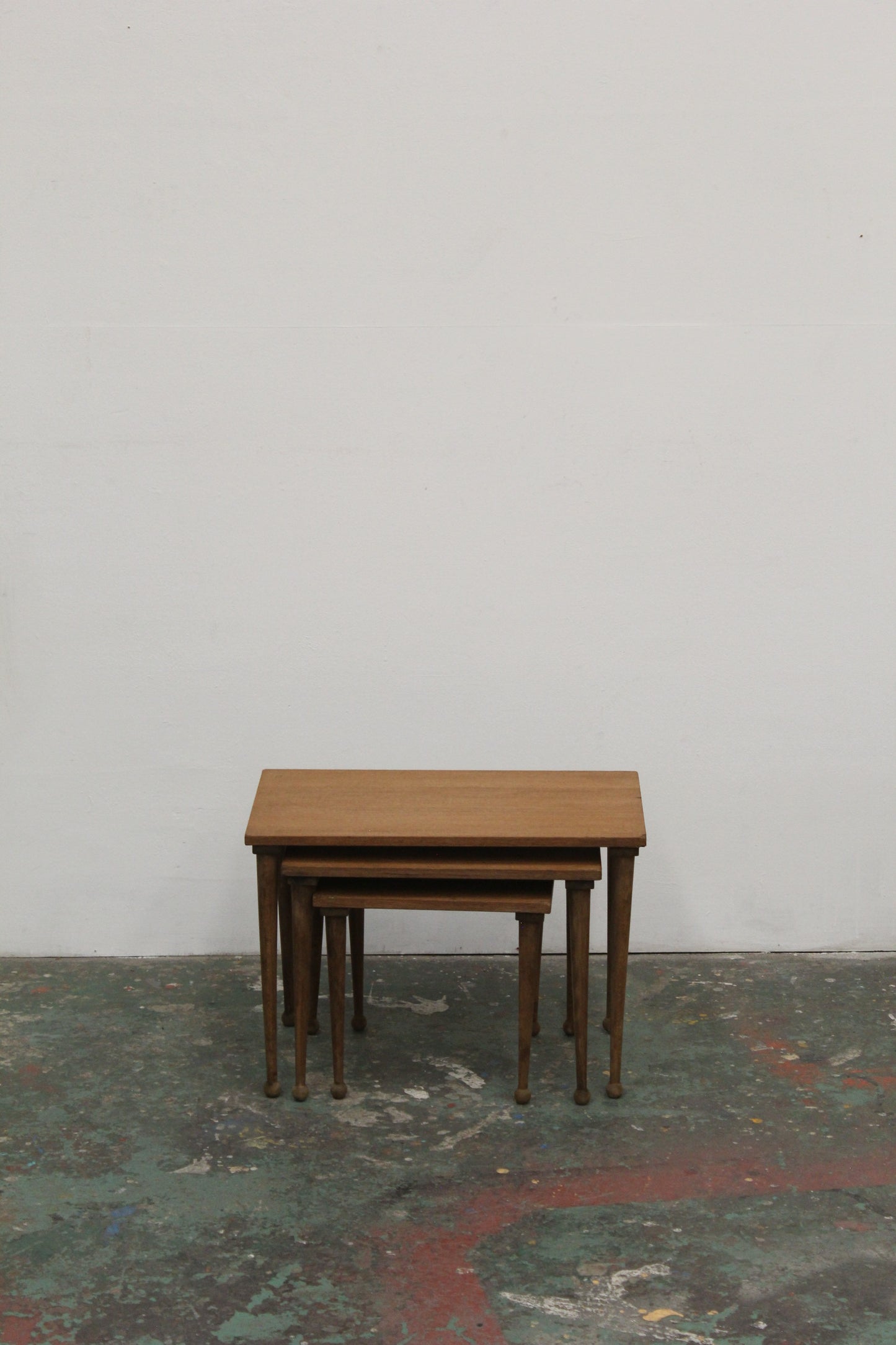 #1216 nest table