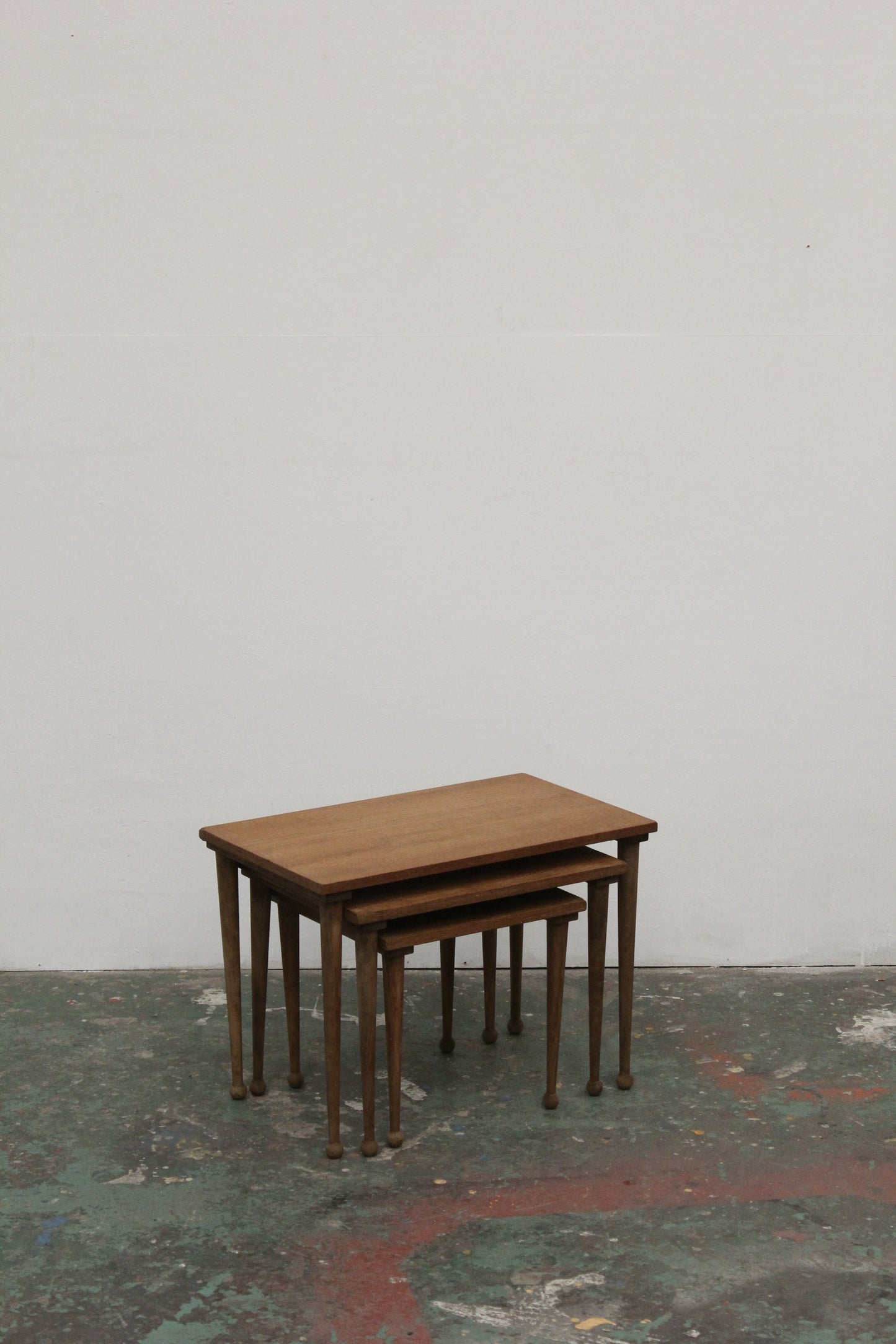 #1216 nest table