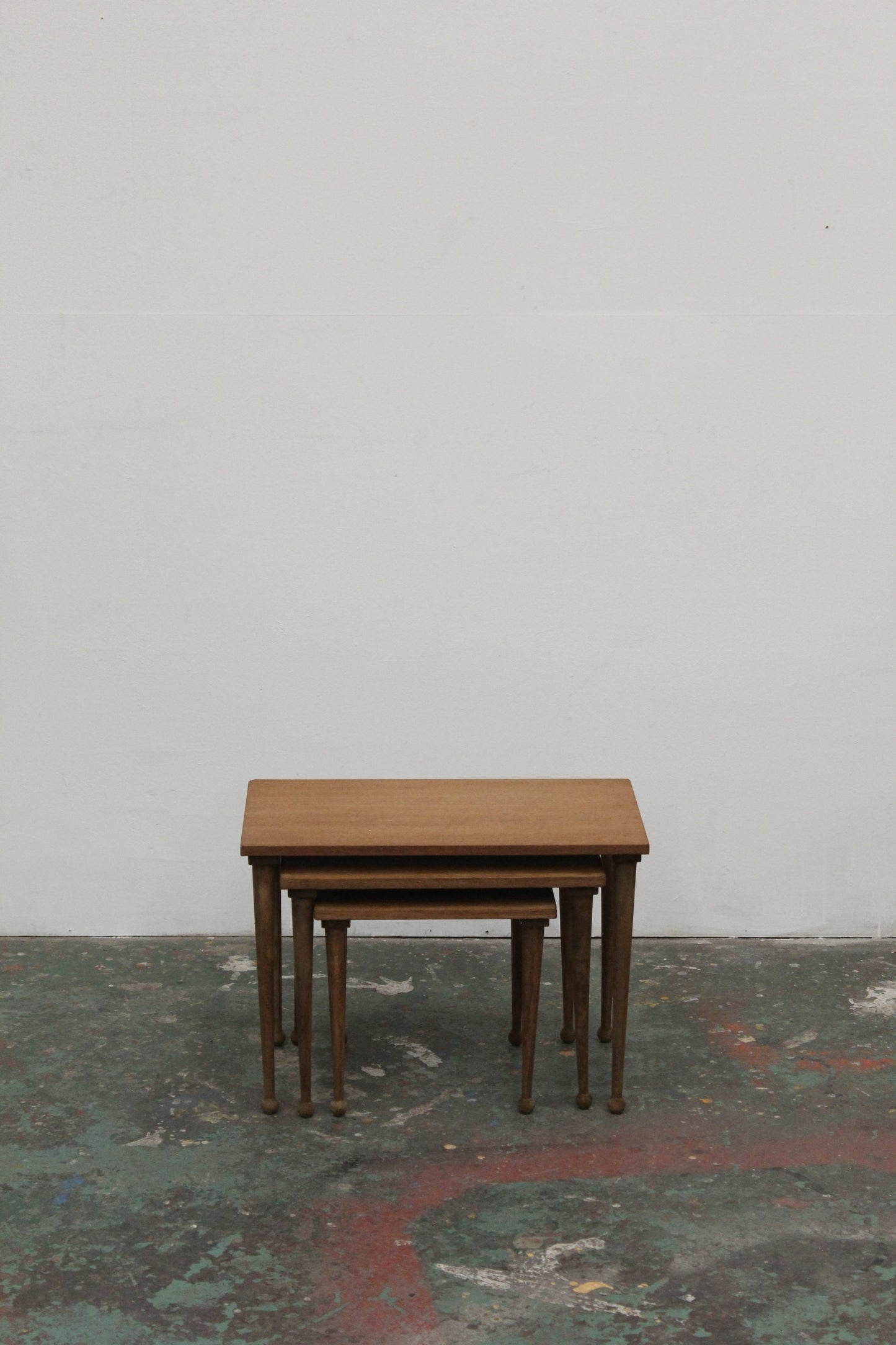 #1216 nest table