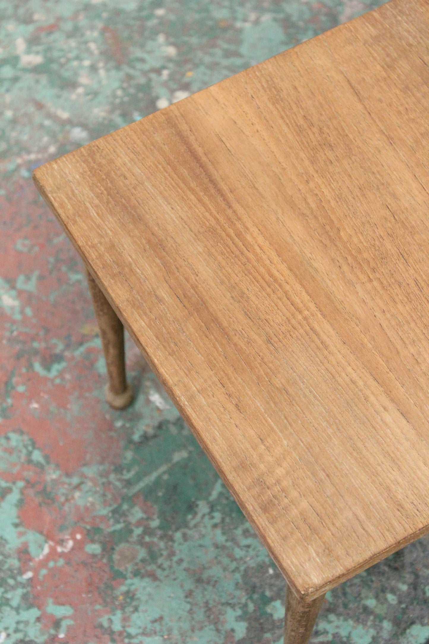 #1216 nest table