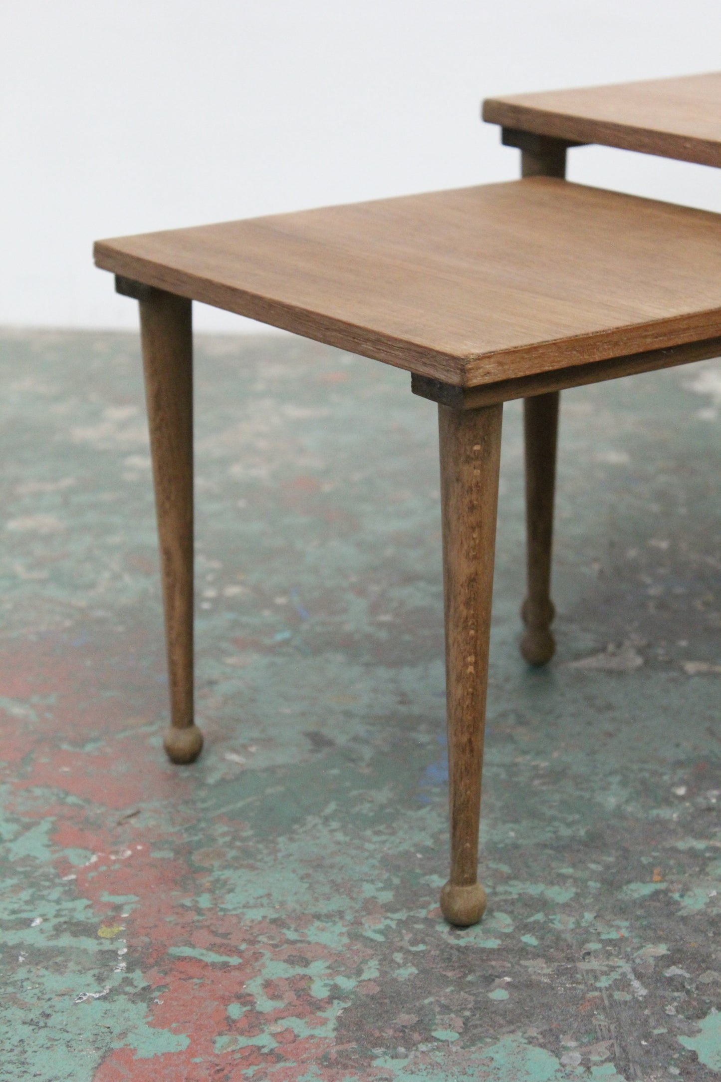 #1216 nest table