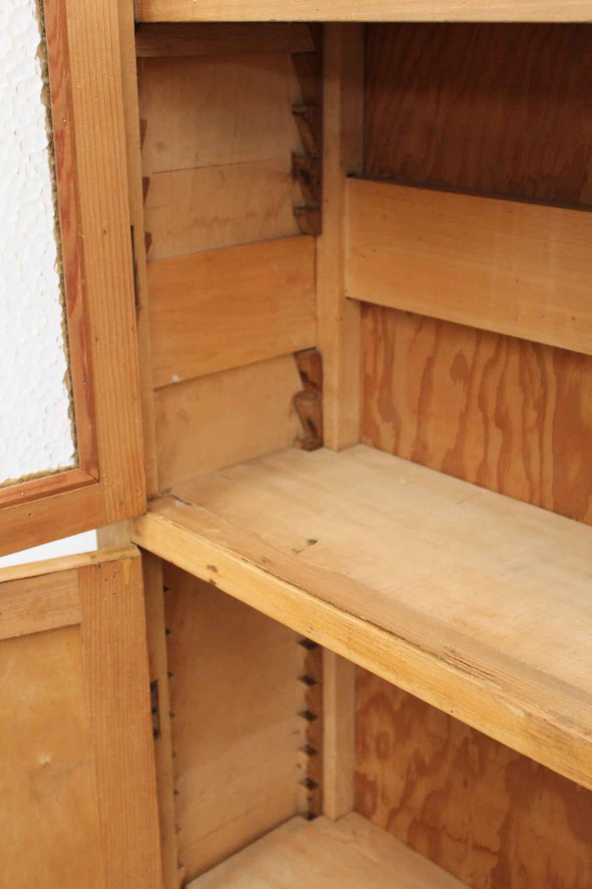 #1213 glass cabinet
