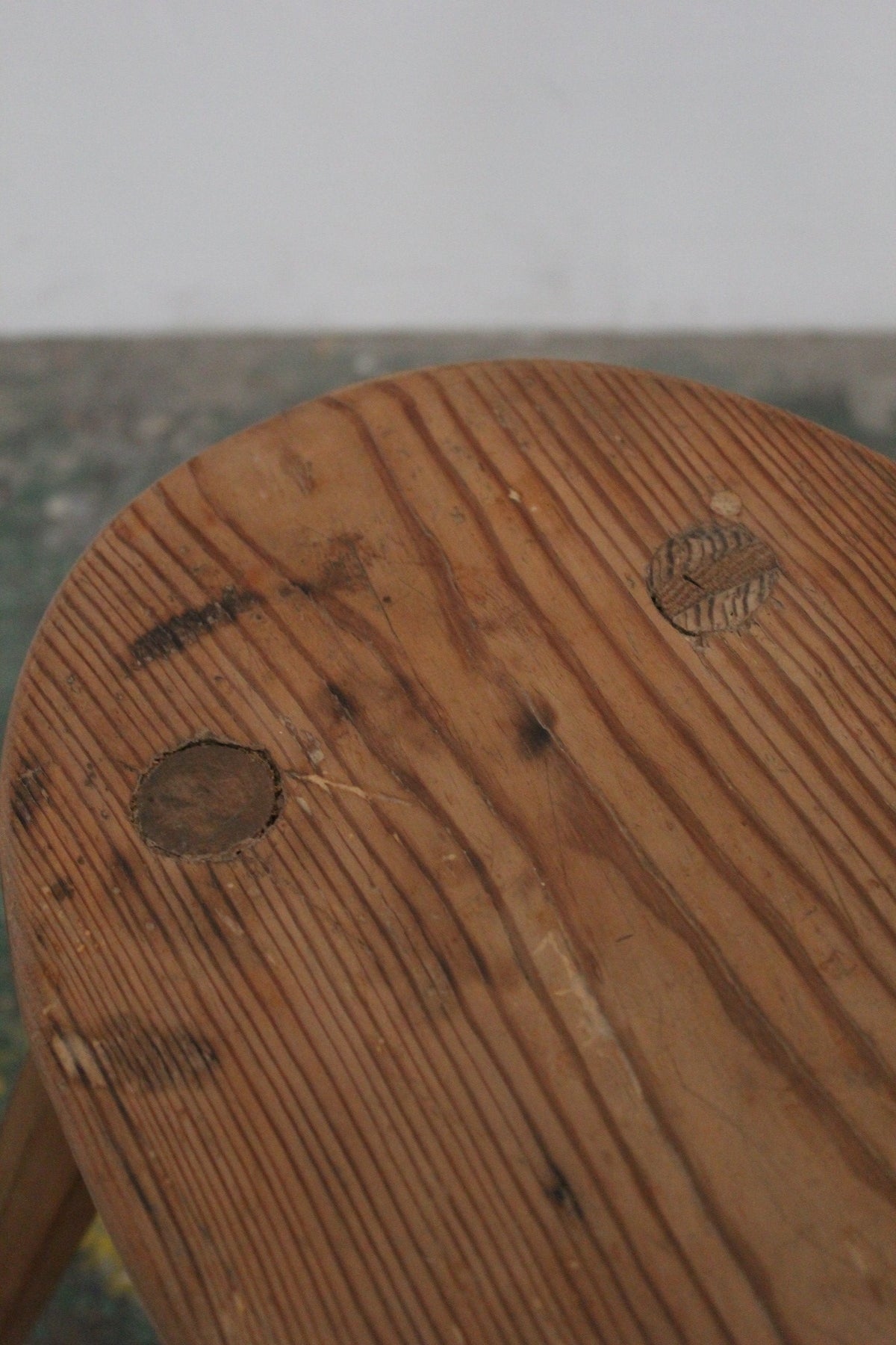 #1627 stool