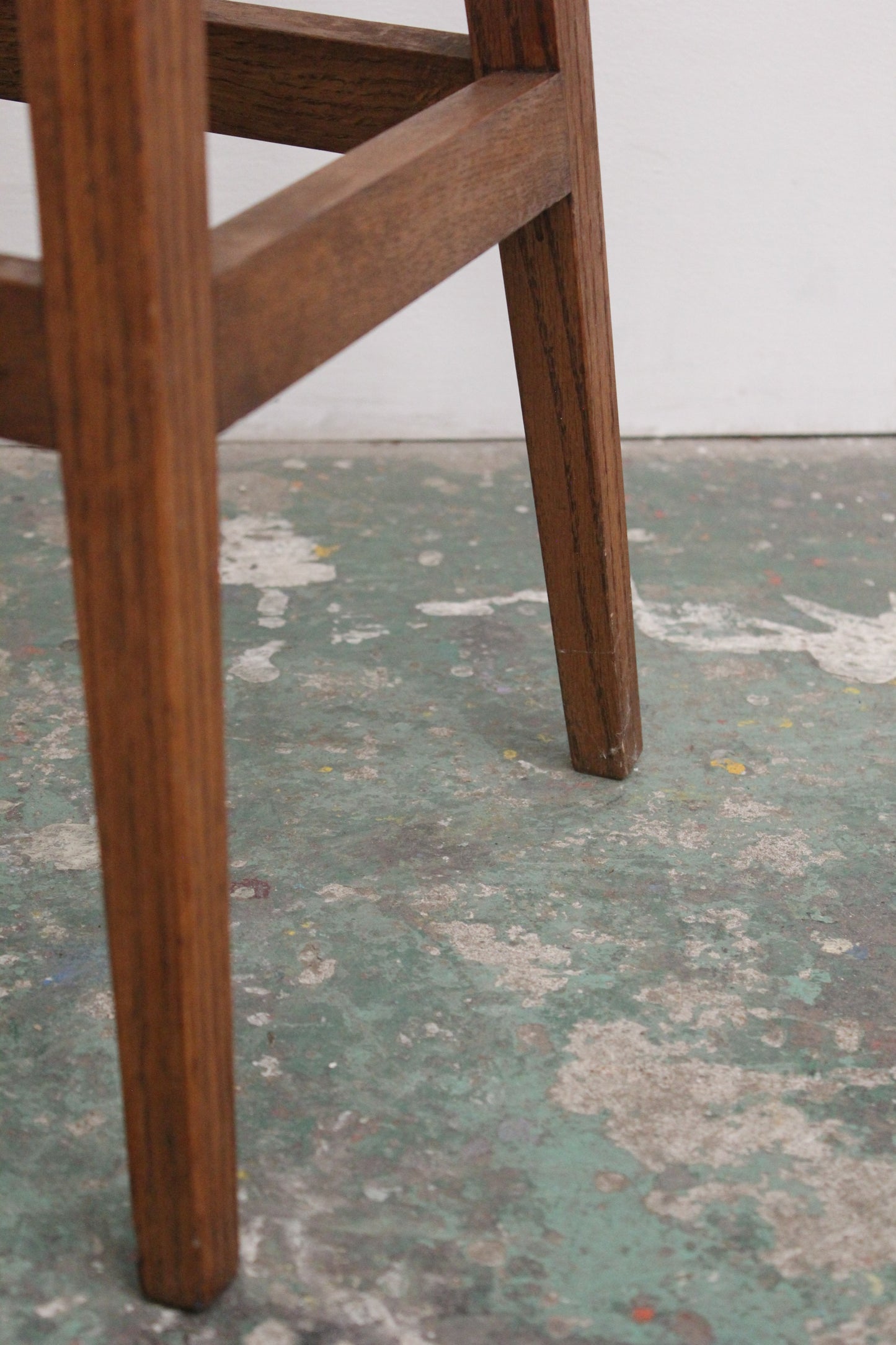 #1027 stool