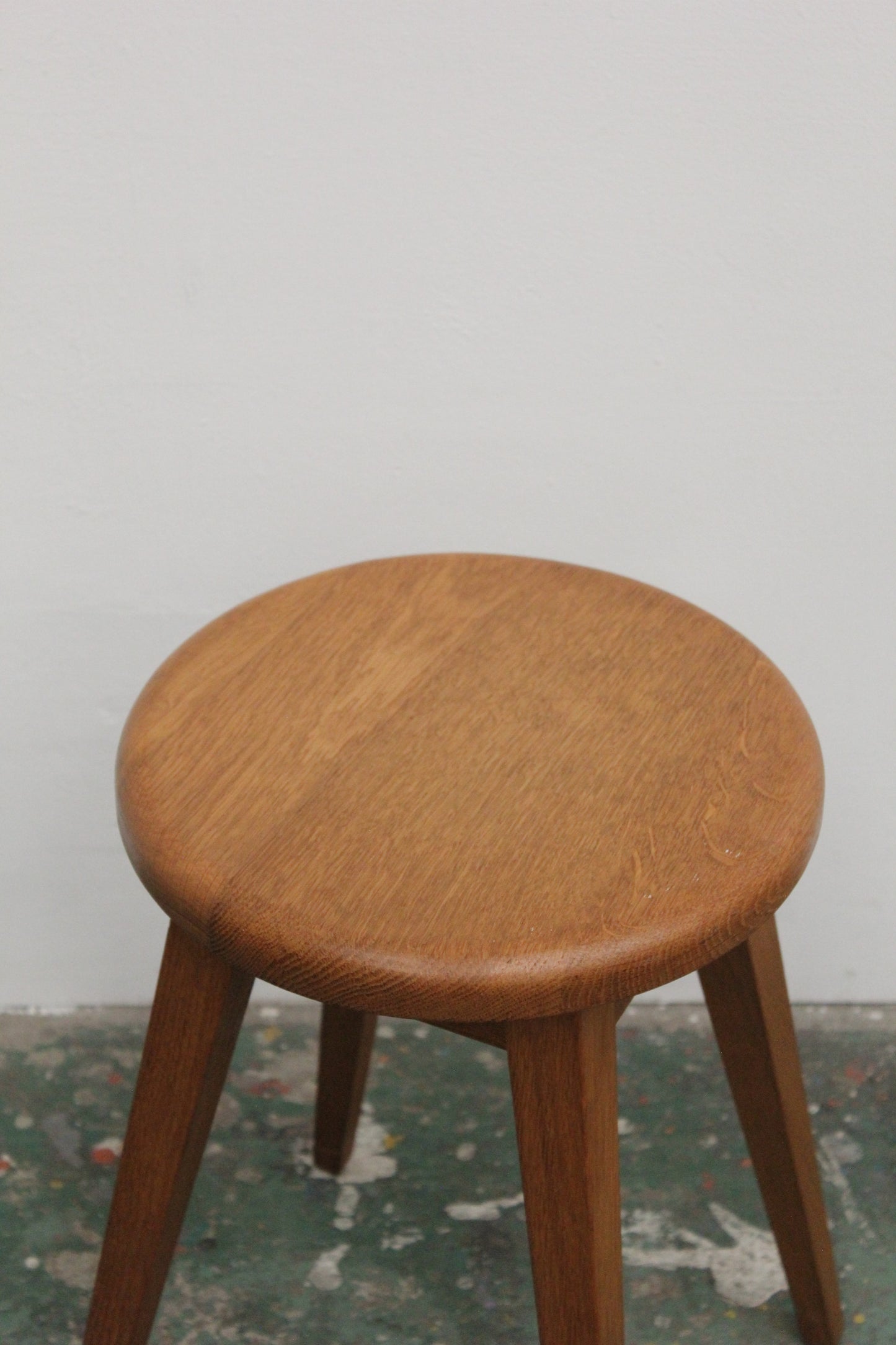 #1027a stool