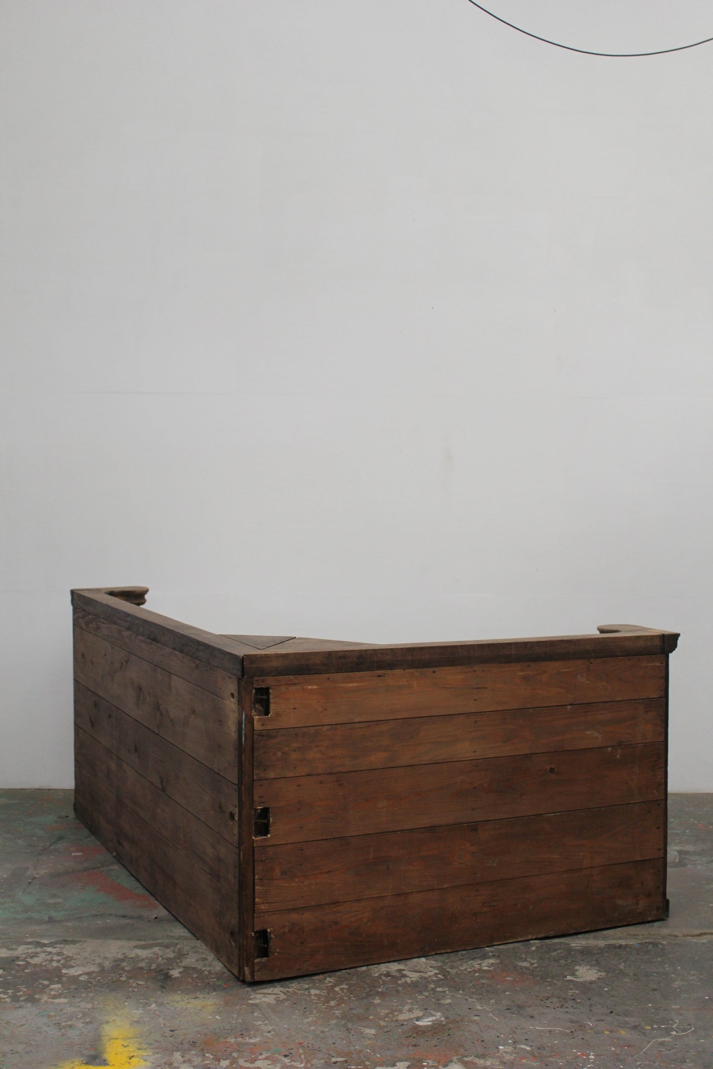 #1030 corner bench