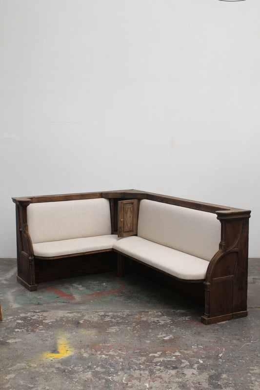 #1030 corner bench
