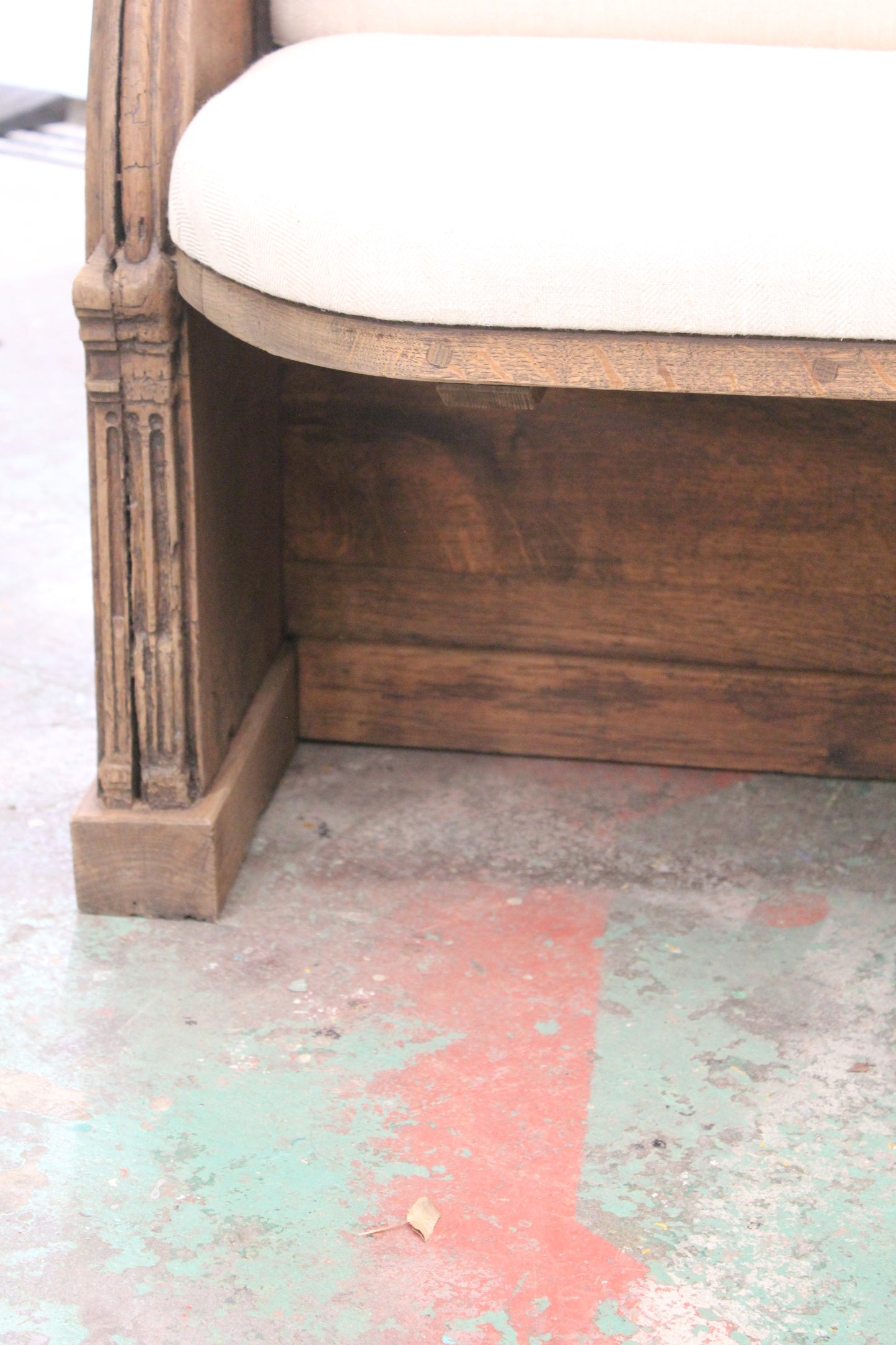 #1030 corner bench