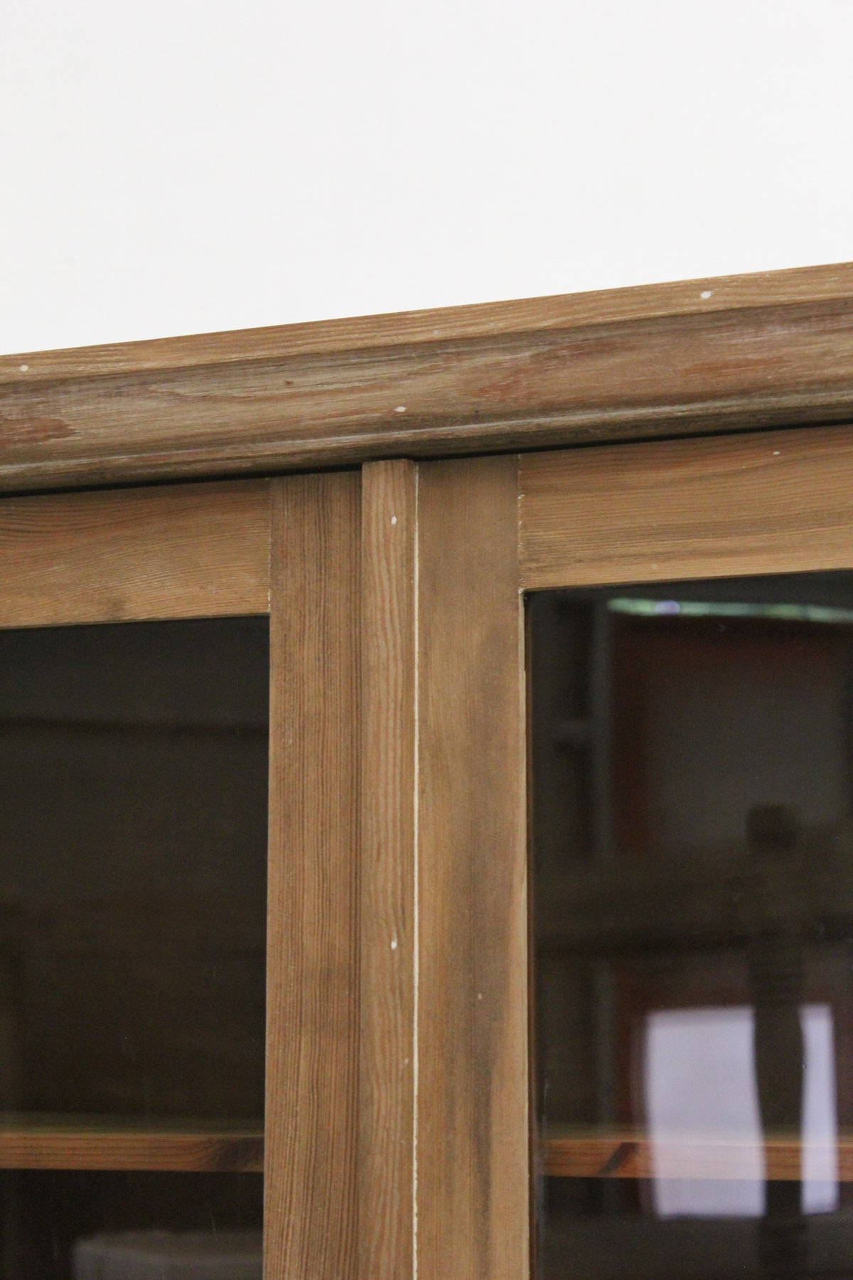 #1001 cabinet