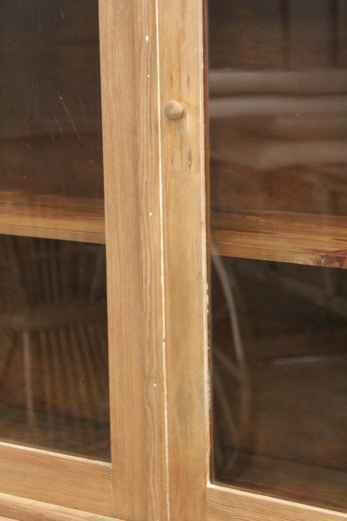 #1001 cabinet