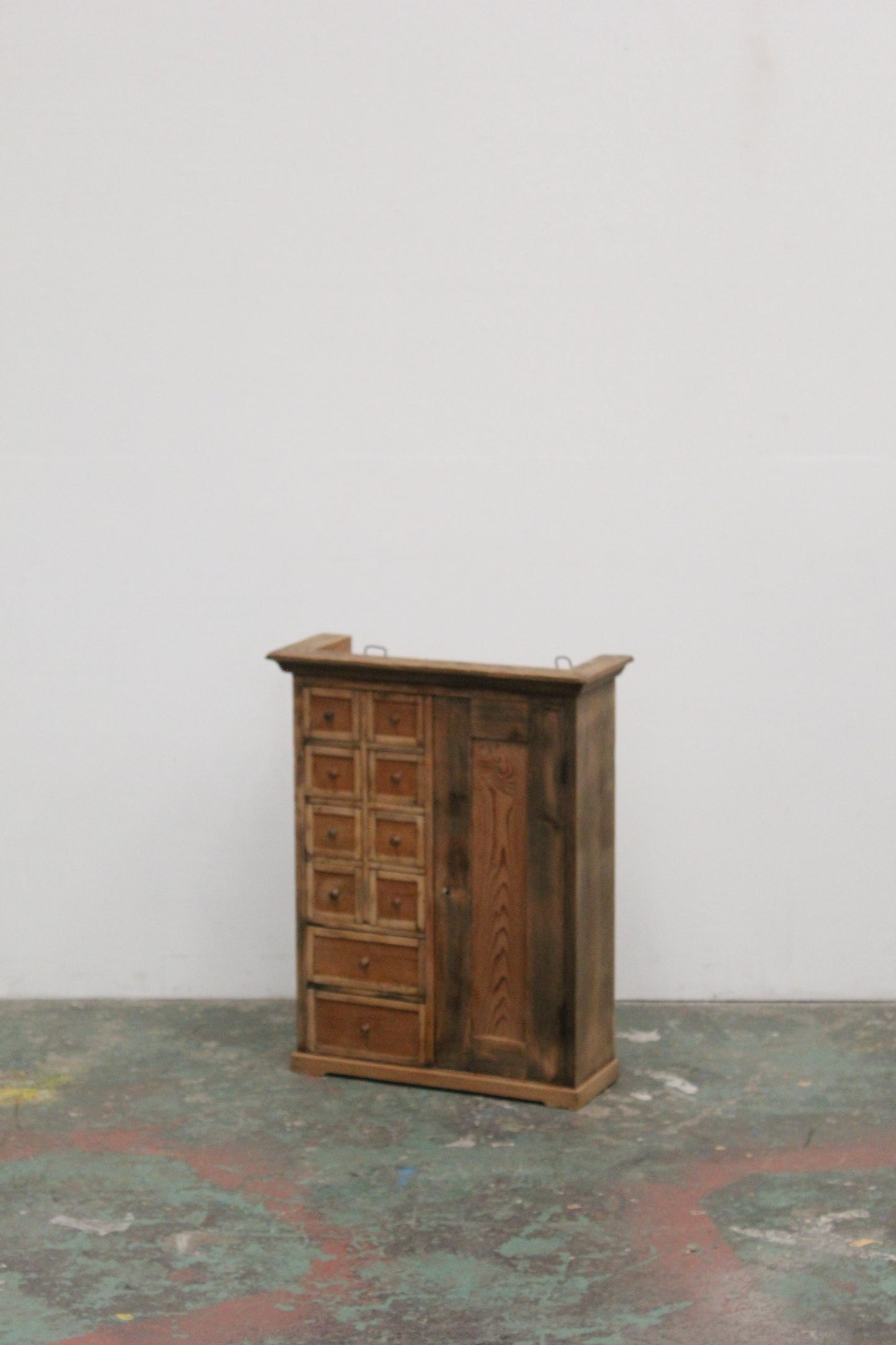 #1204 cabinet