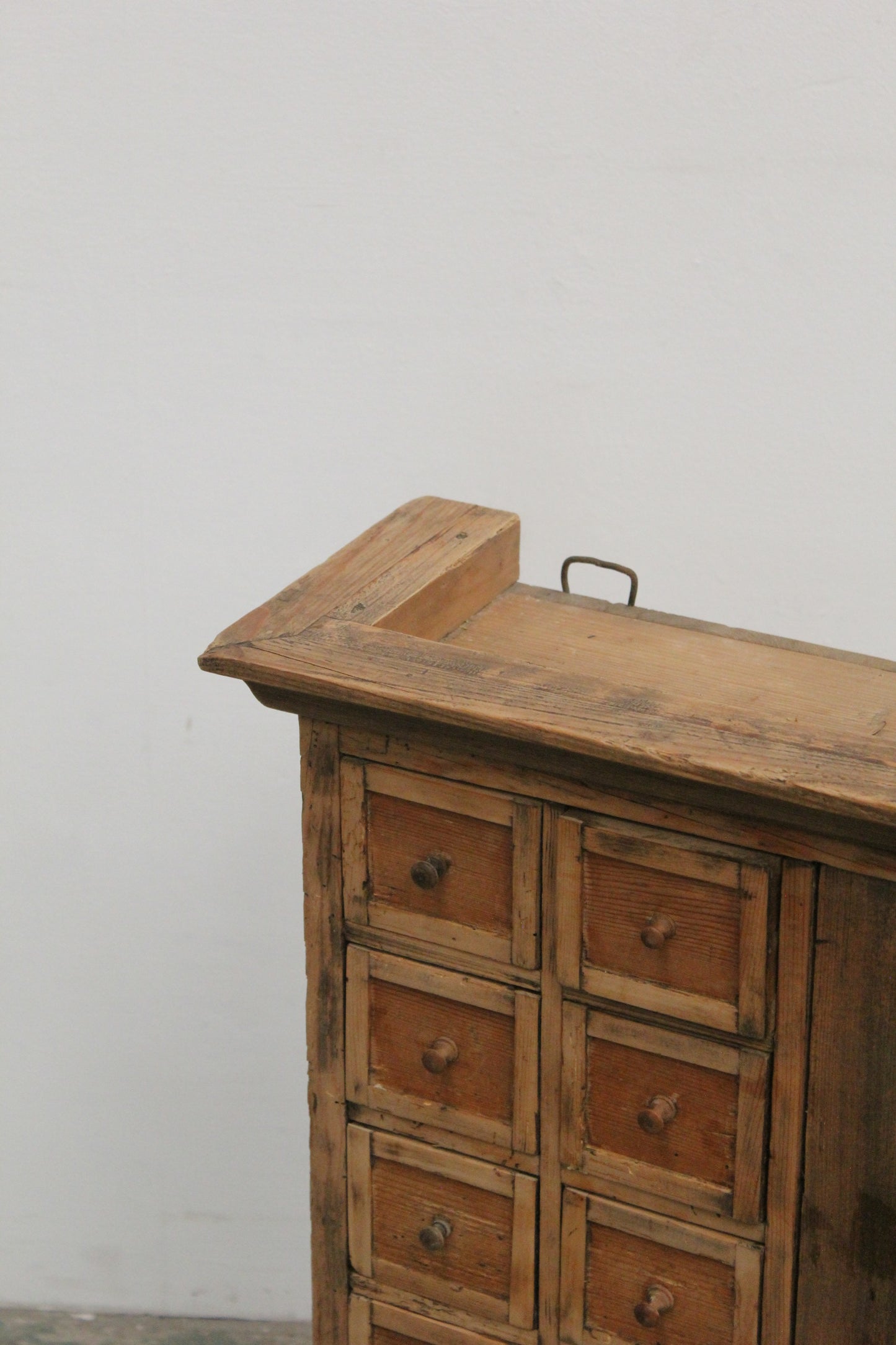 #1204 cabinet
