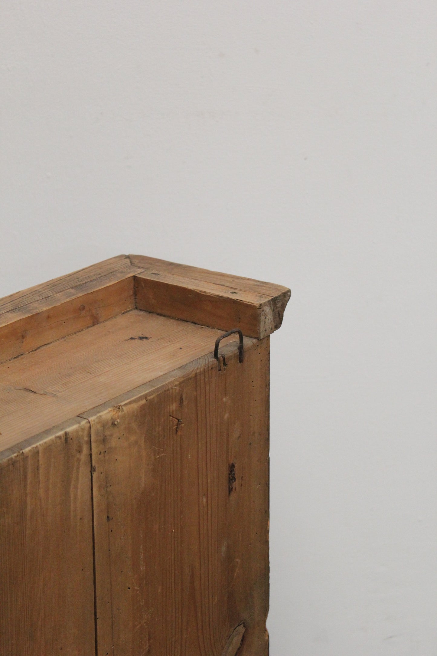 #1204 cabinet