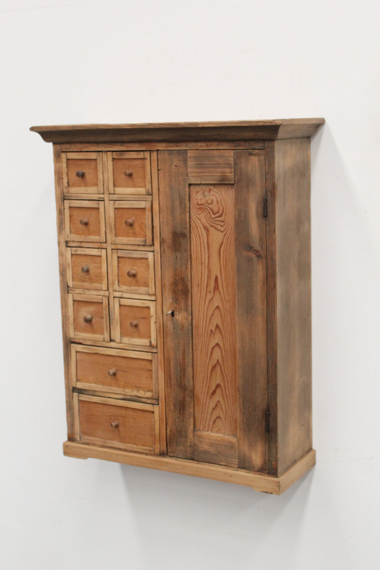 #1204 cabinet