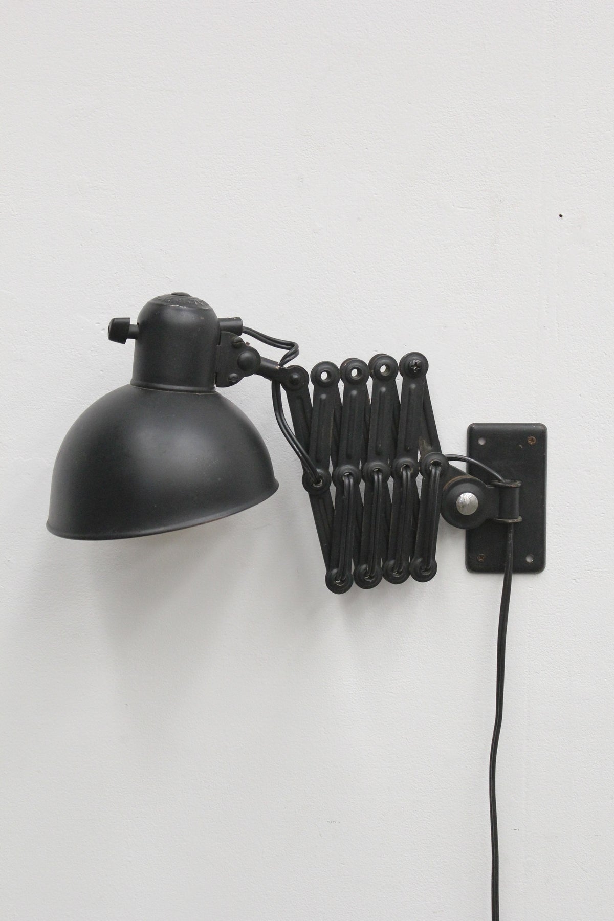 #1205 Kaiser Idell lamp
