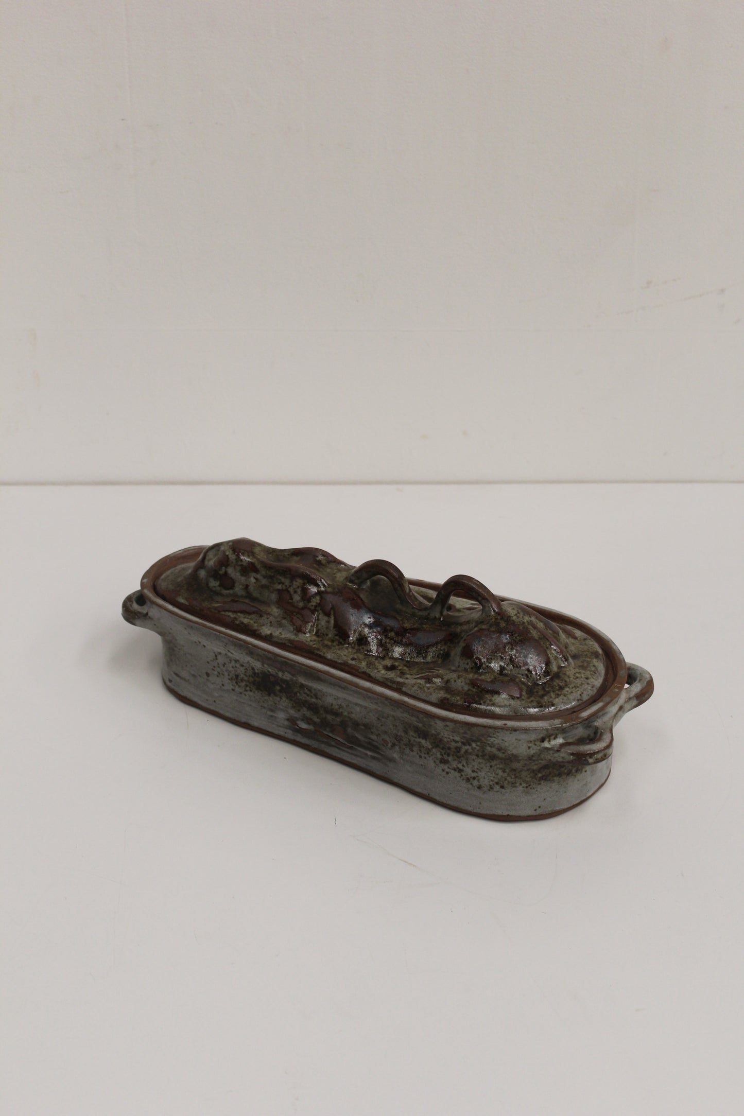 #1528 pottery casserole