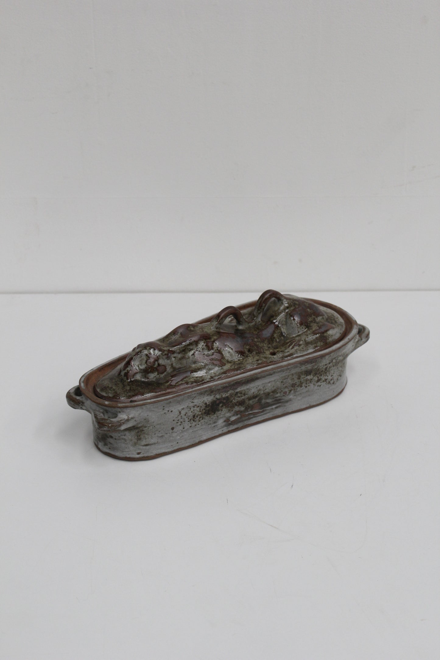 #1528 pottery casserole