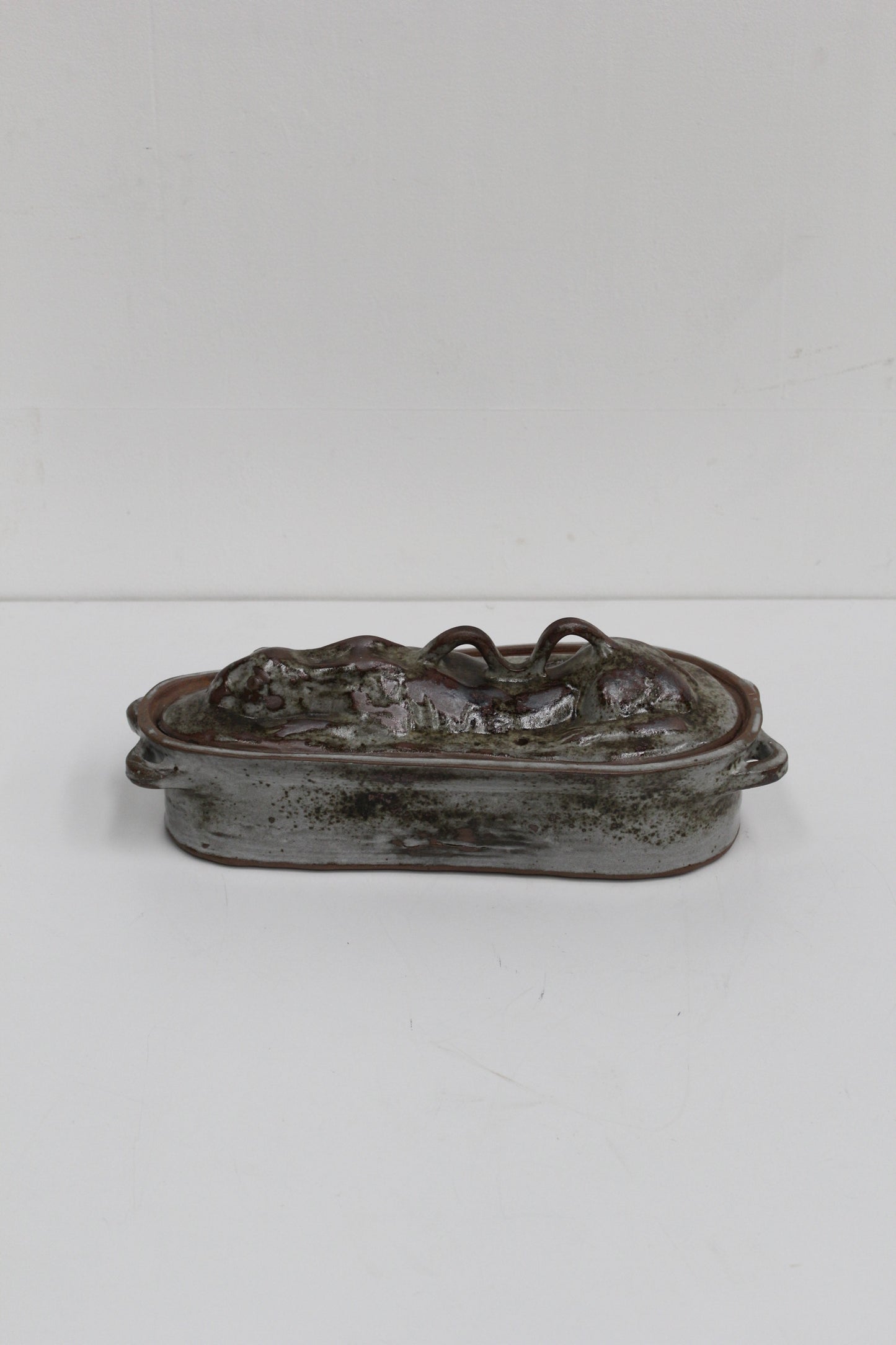 #1528 pottery casserole