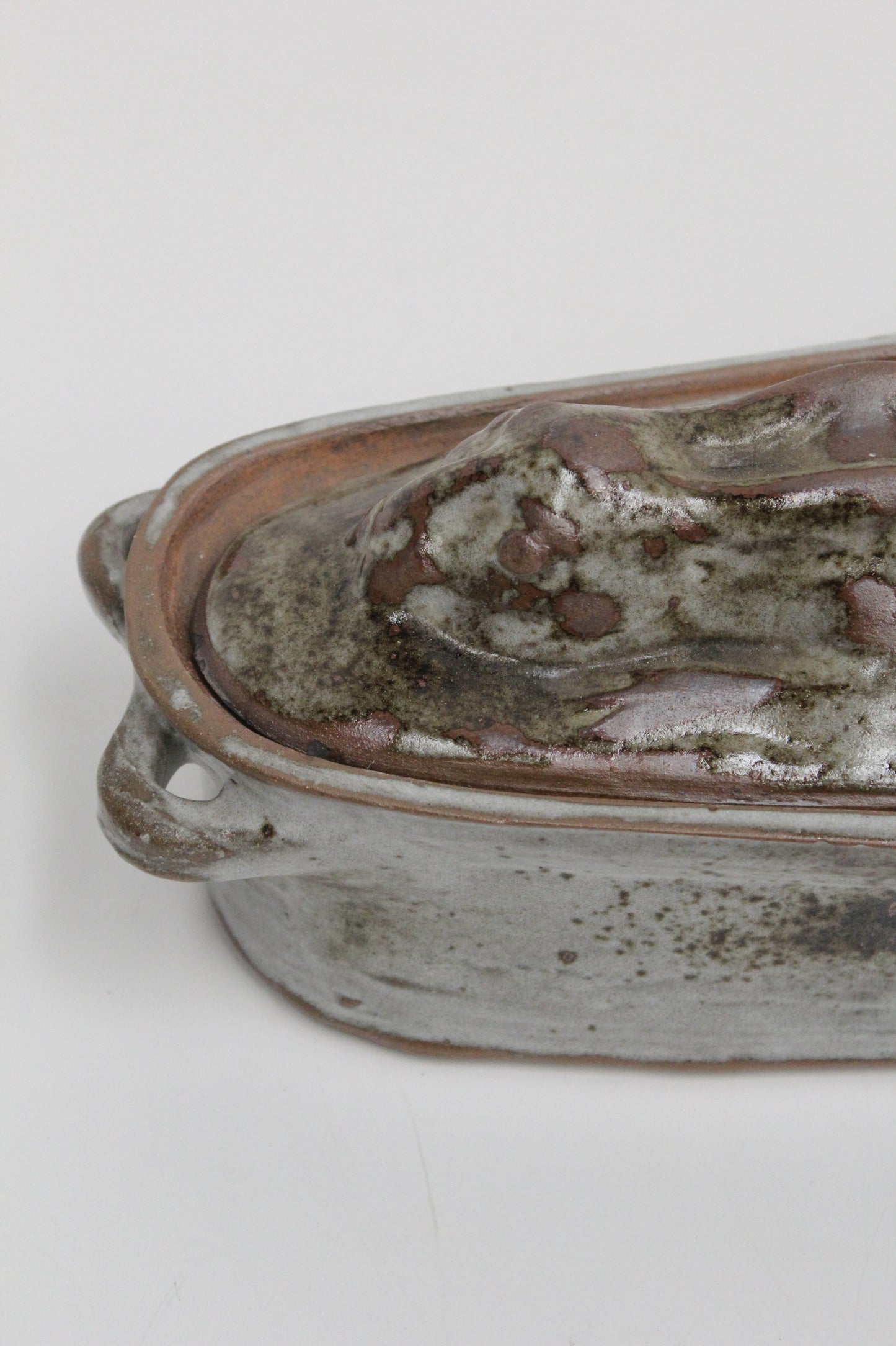 #1528 pottery casserole