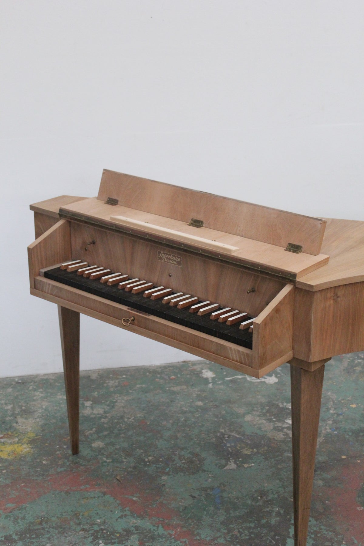 #1144 spinet