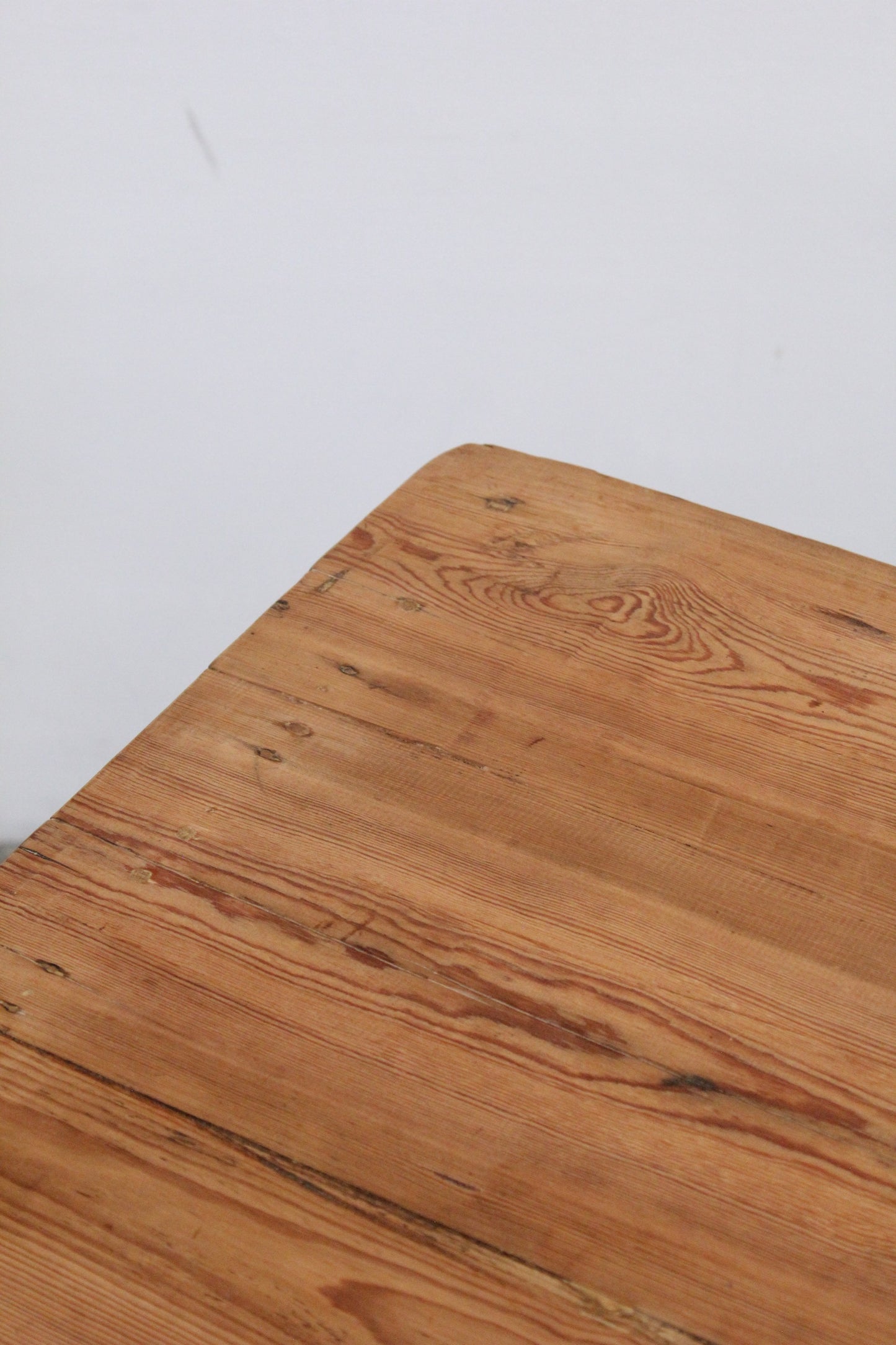 #1125 table